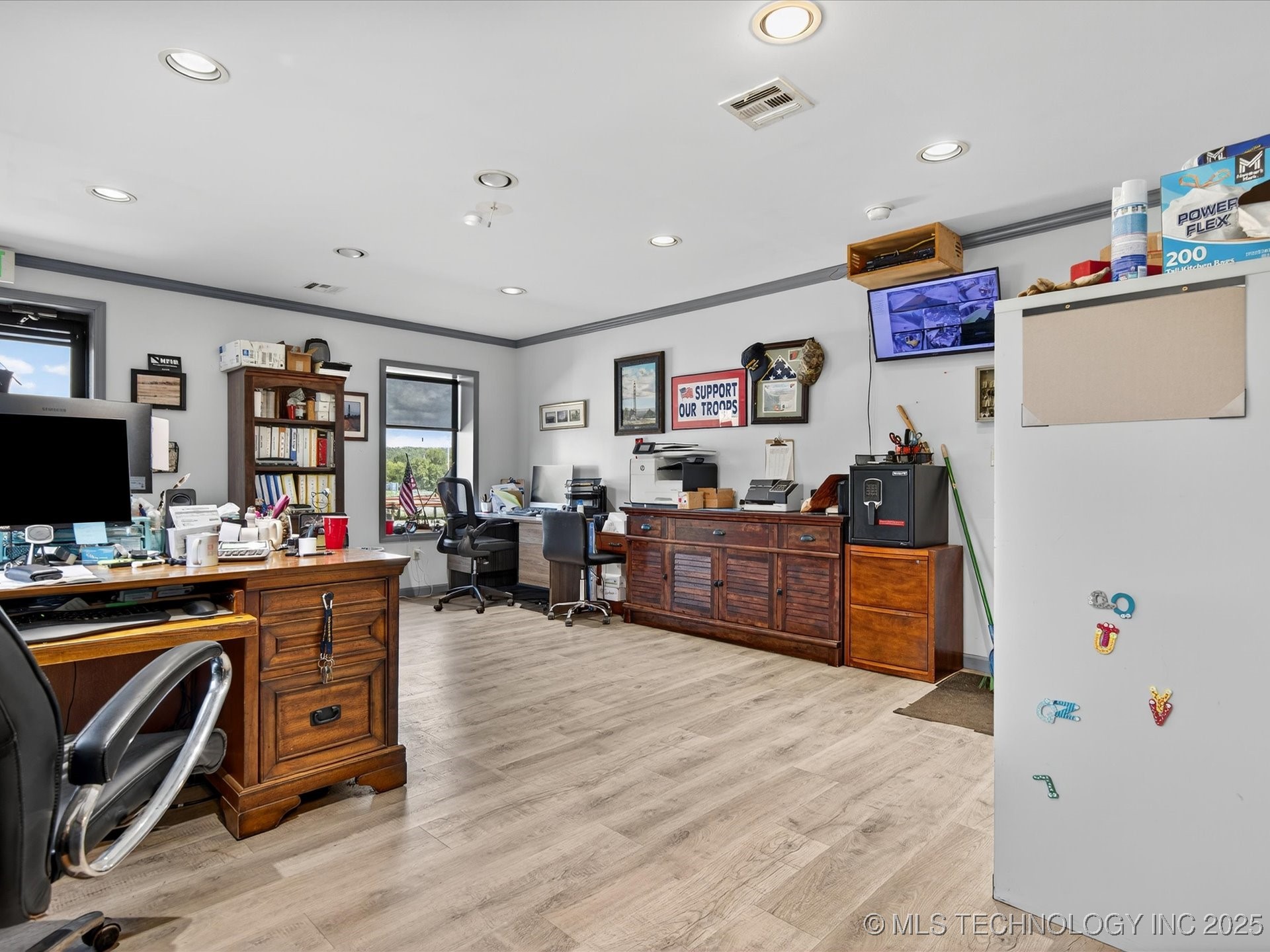 1601 E Main Street Property Photo 24