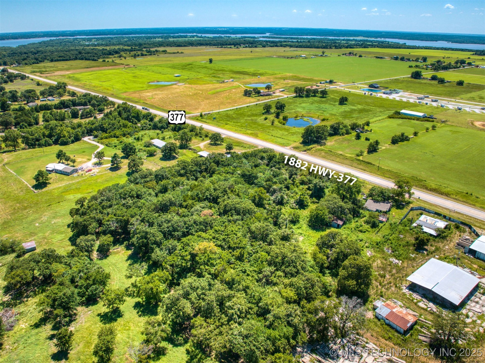 1882 Hwy 377 Property Photo 3