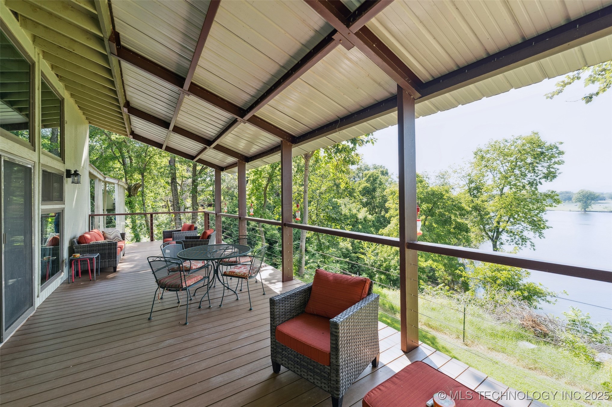 440 Murray Lane Property Photo 8