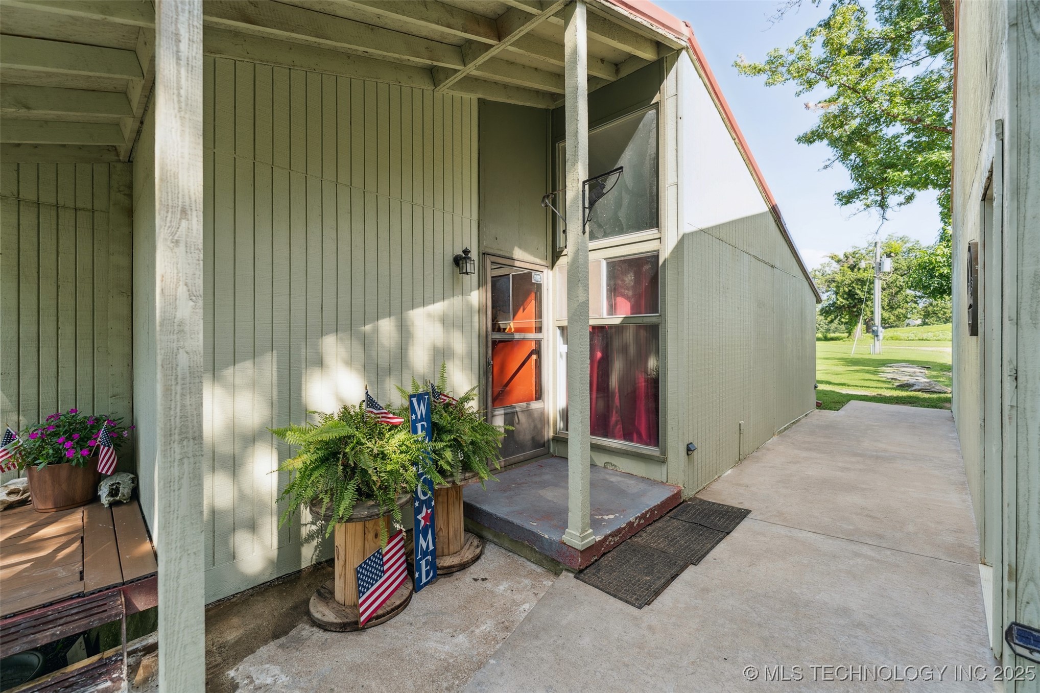 440 Murray Lane Property Photo 11