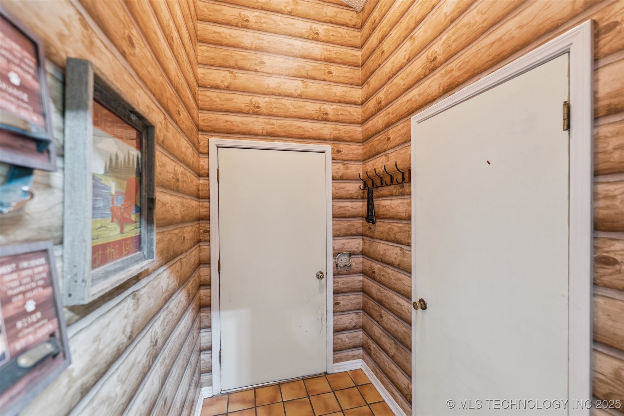 440 Murray Lane Property Photo 13