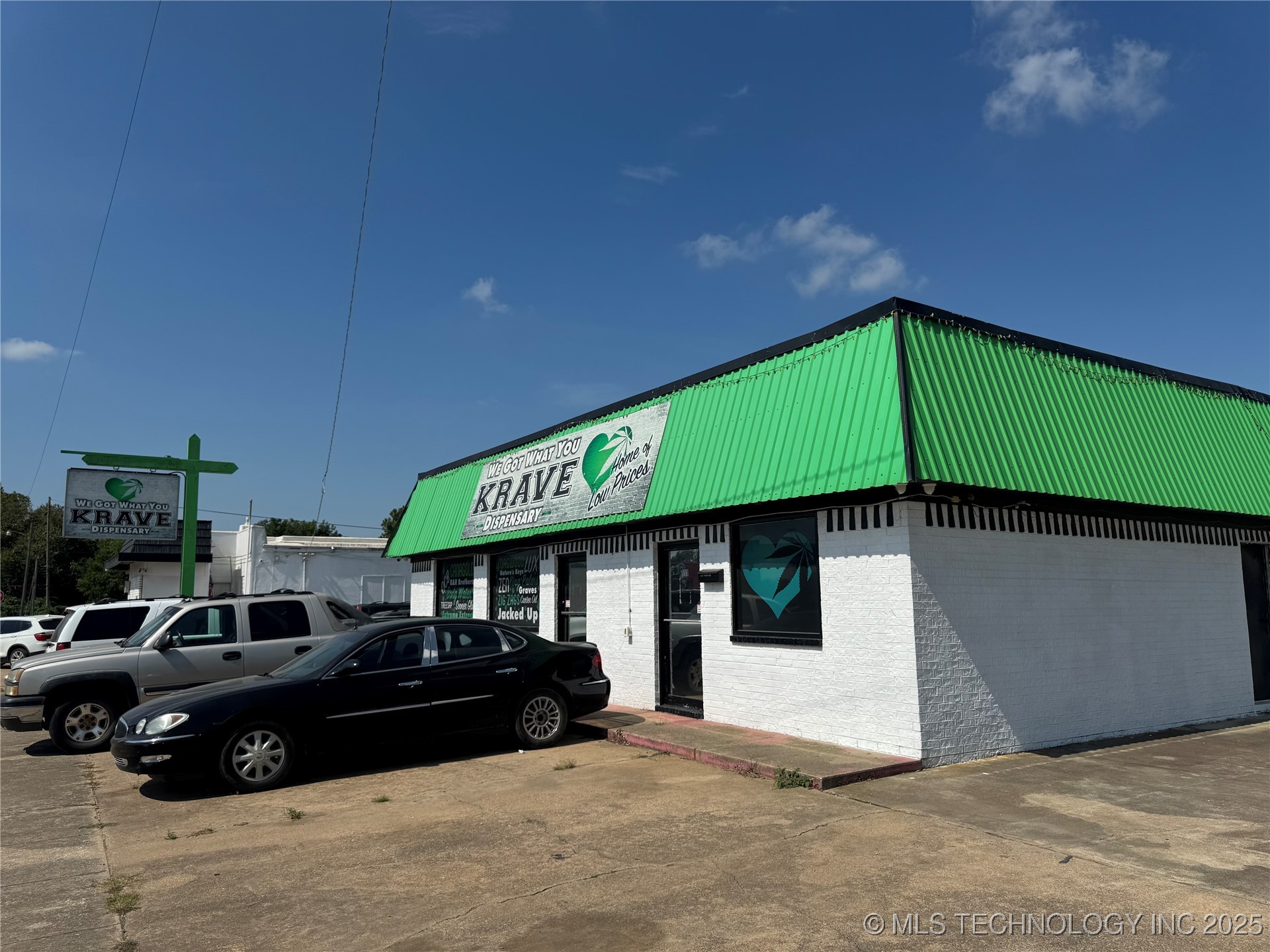 109 N 6th Property Photo 1