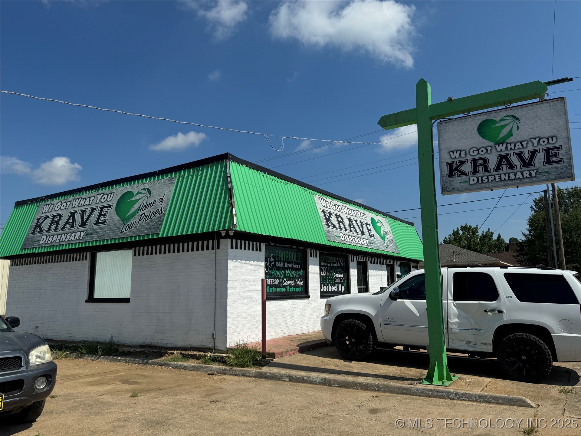 109 N 6th Property Photo 7