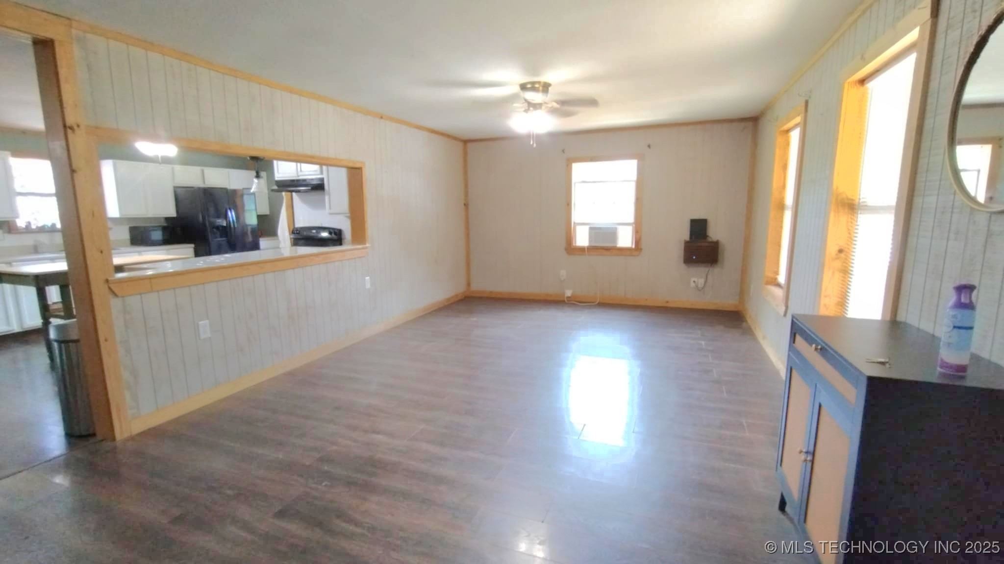 475834 E 649 Road Property Photo 7