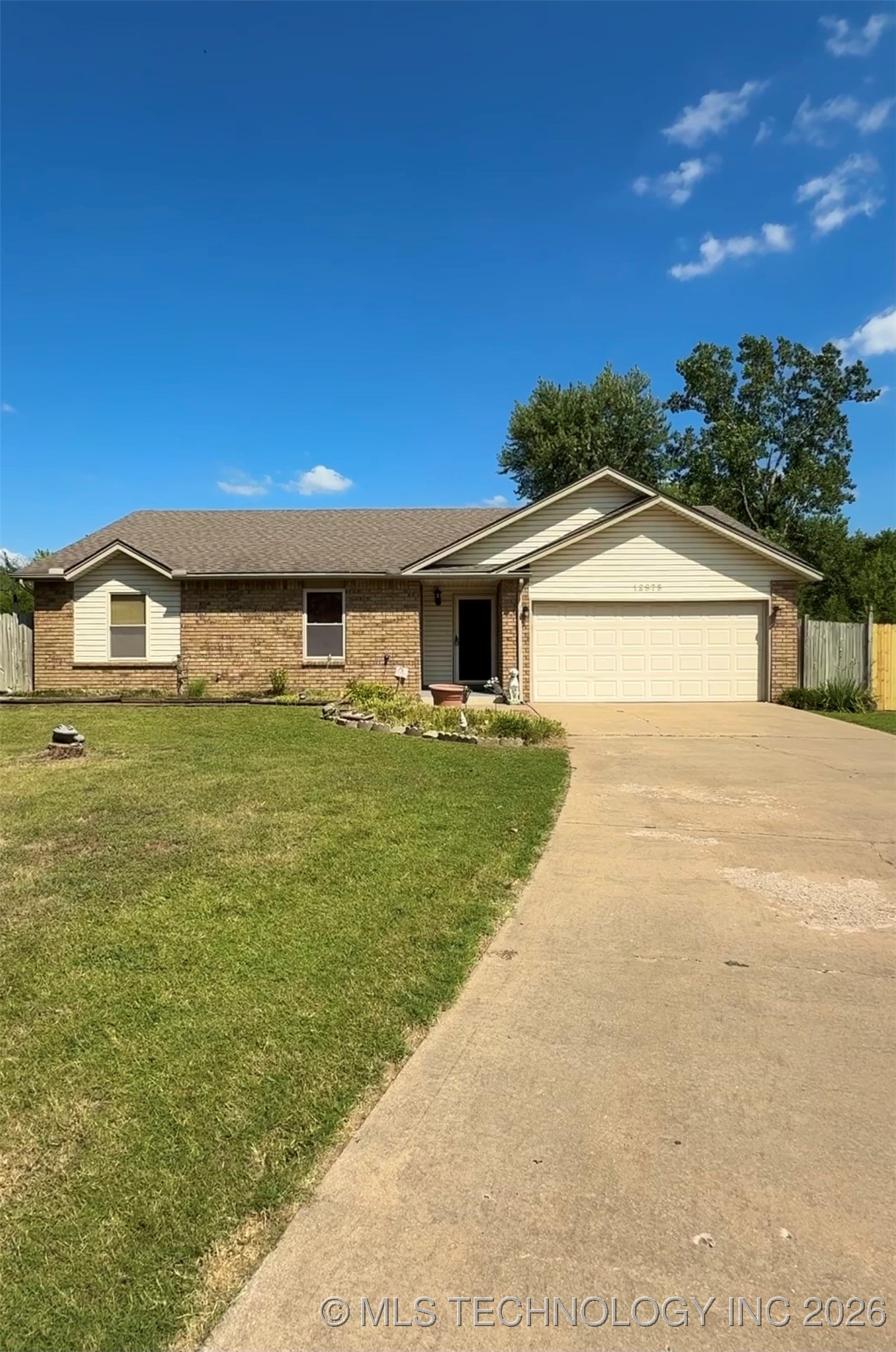 12875 S 279th East Avenue Property Photo 1