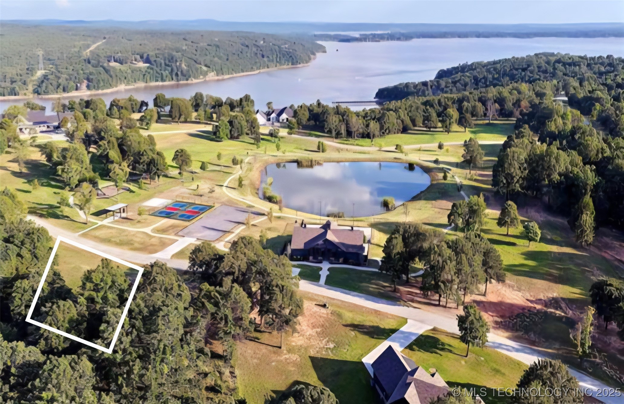 14 Patriot Pointe Property Photo 2