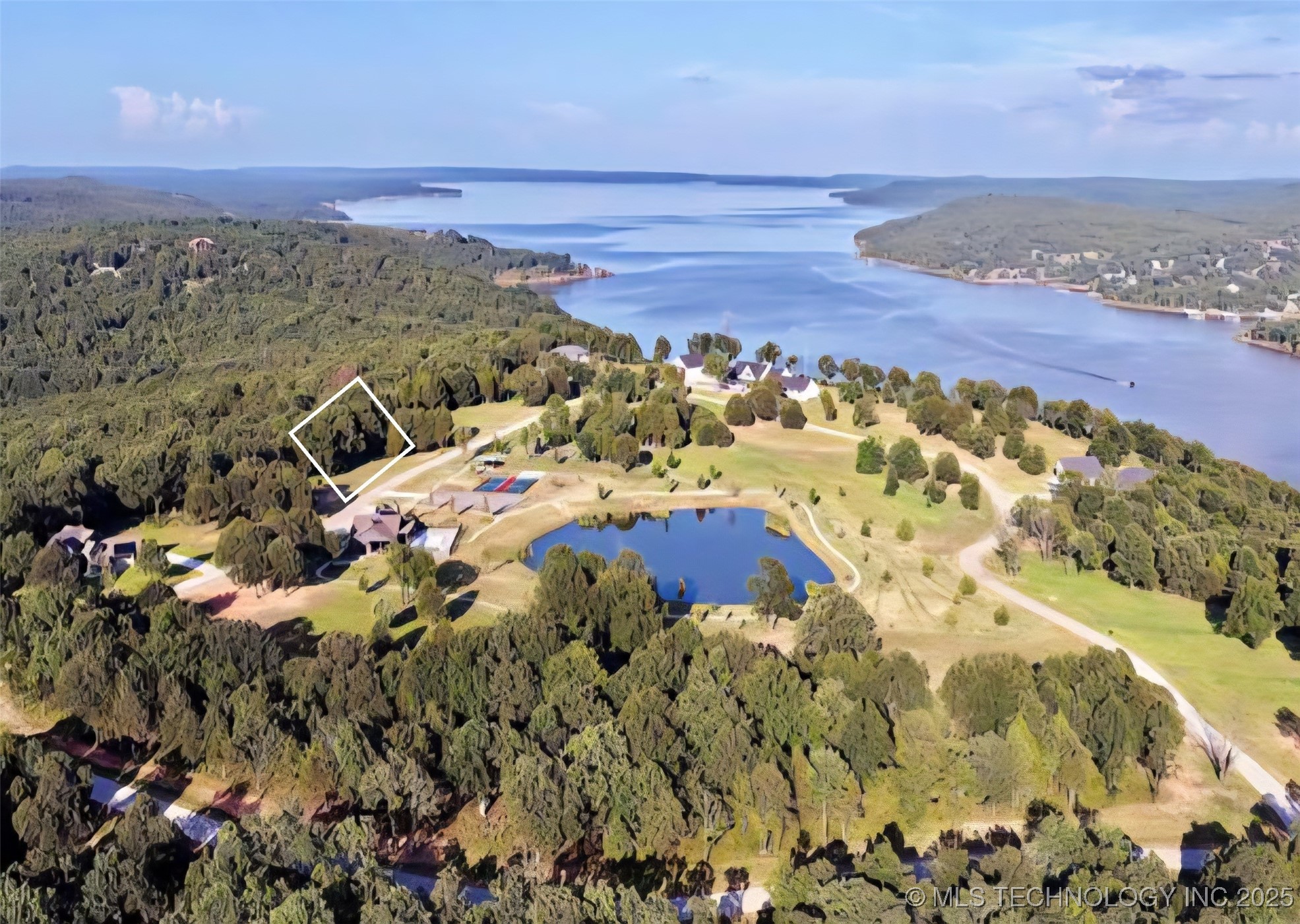 14 Patriot Pointe Property Photo 3