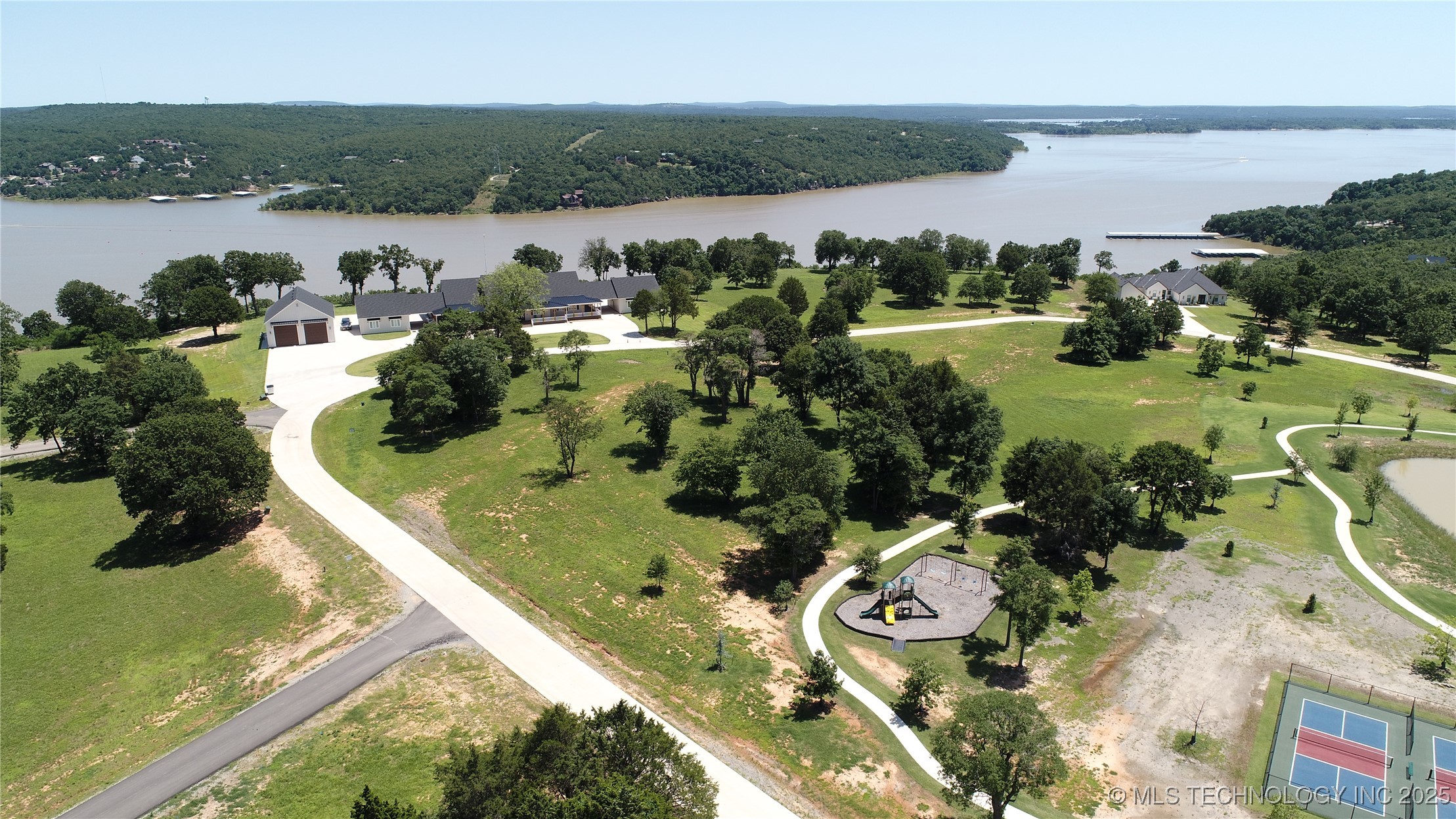 14 Patriot Pointe Property Photo 8