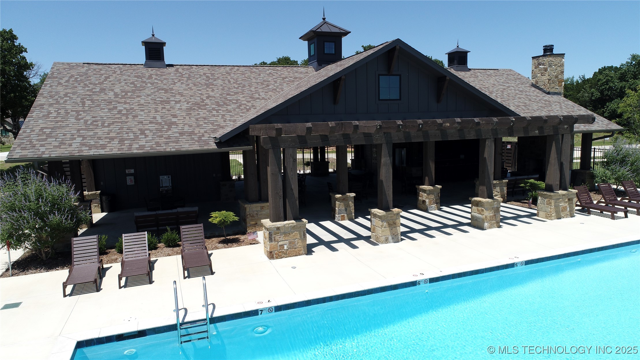 14 Patriot Pointe Property Photo 10