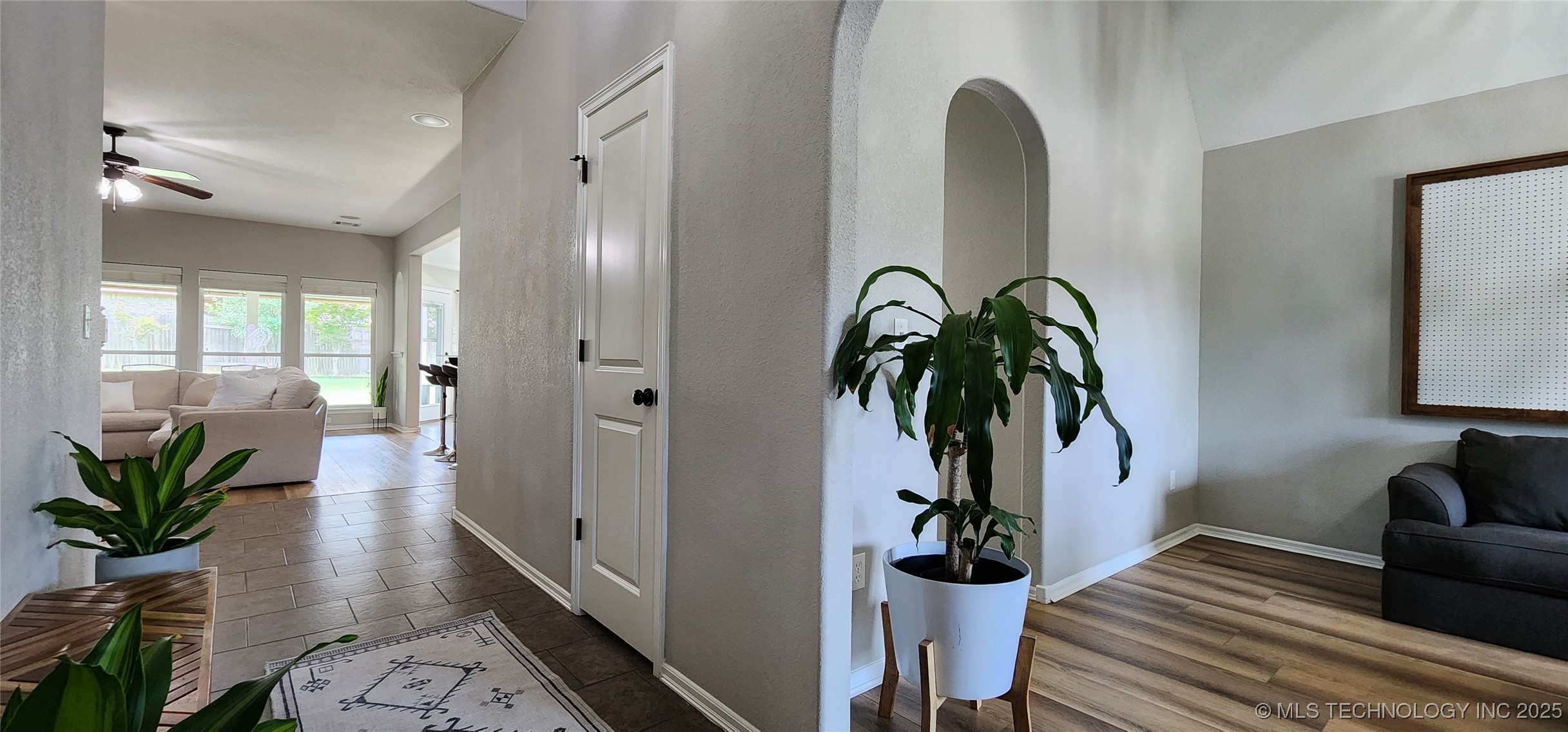 13408 S 20th Court Property Photo 4