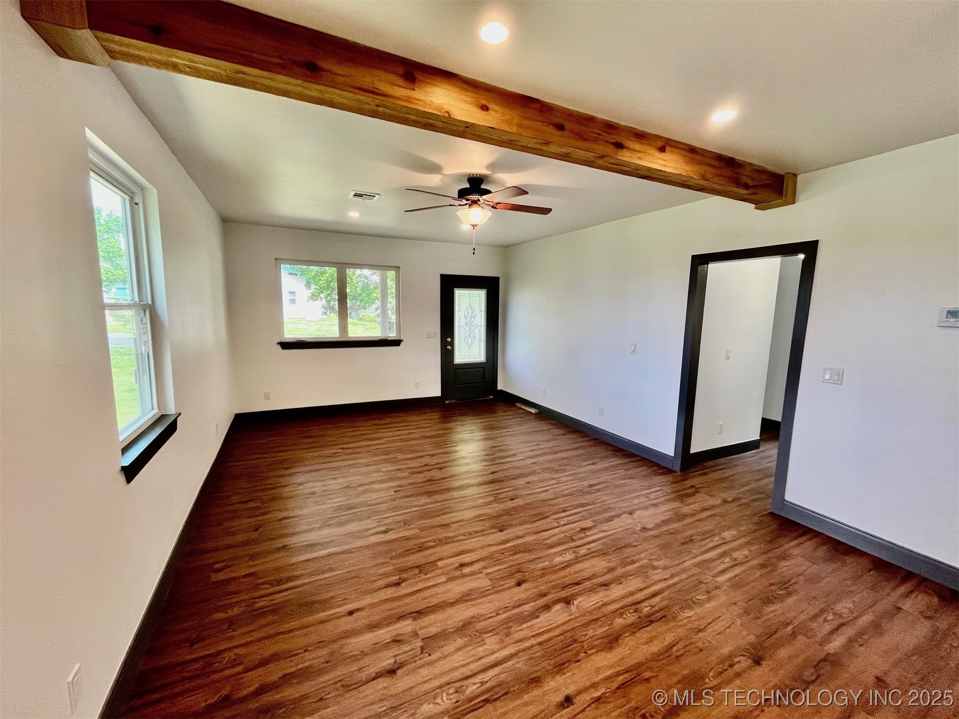 301 S Water Street Property Photo 7