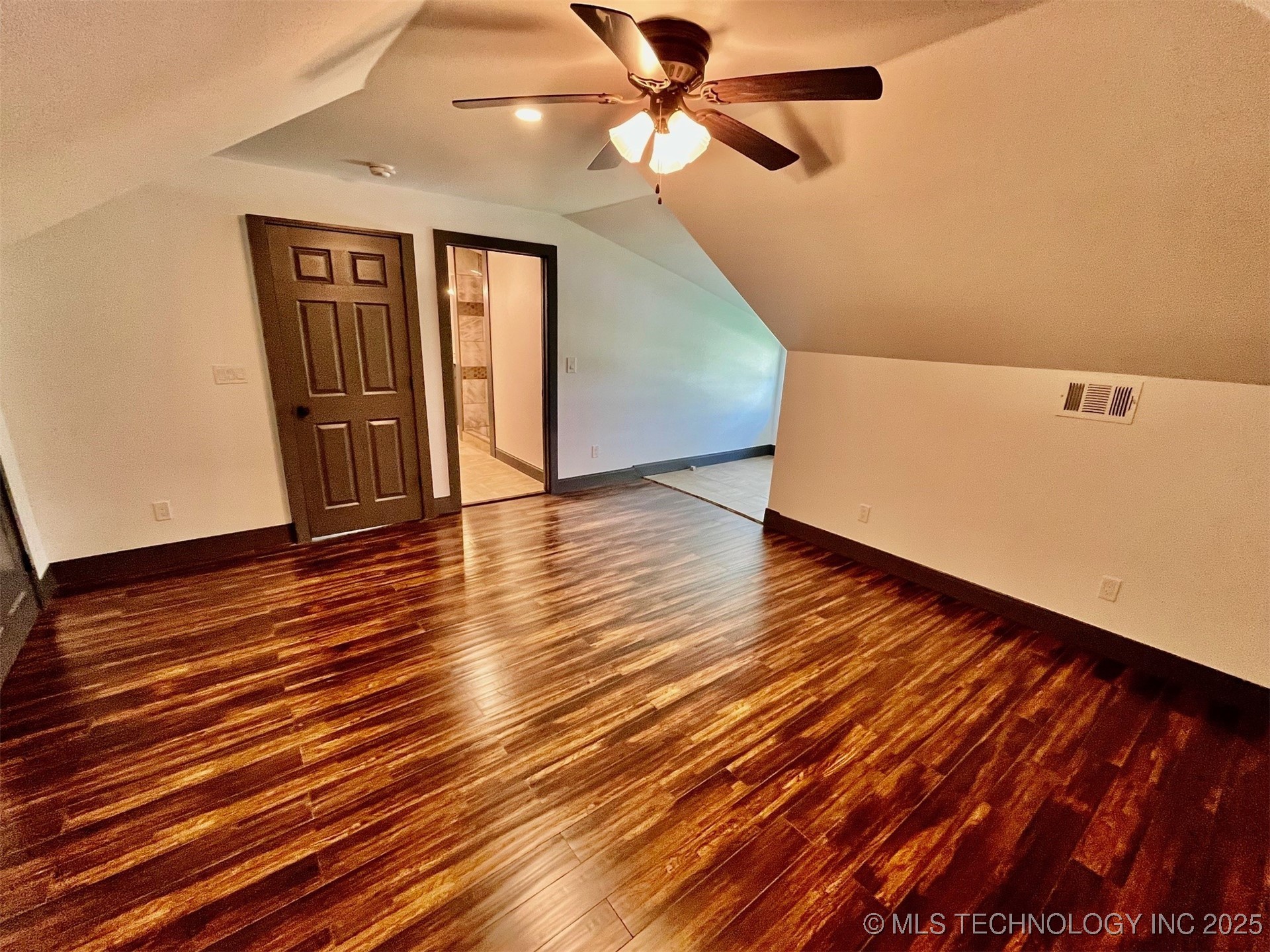 301 S Water Street Property Photo 19