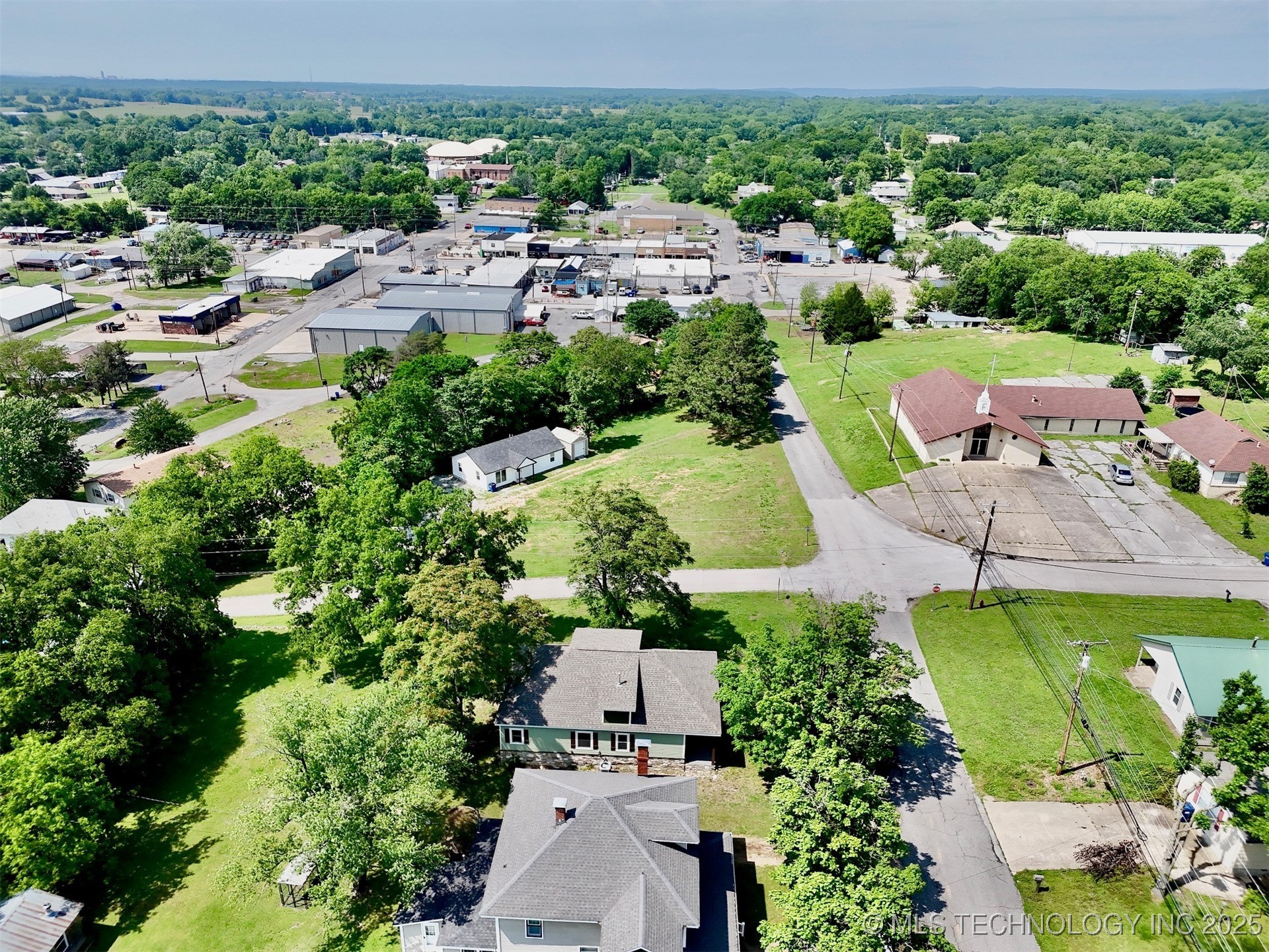 301 S Water Street Property Photo 36