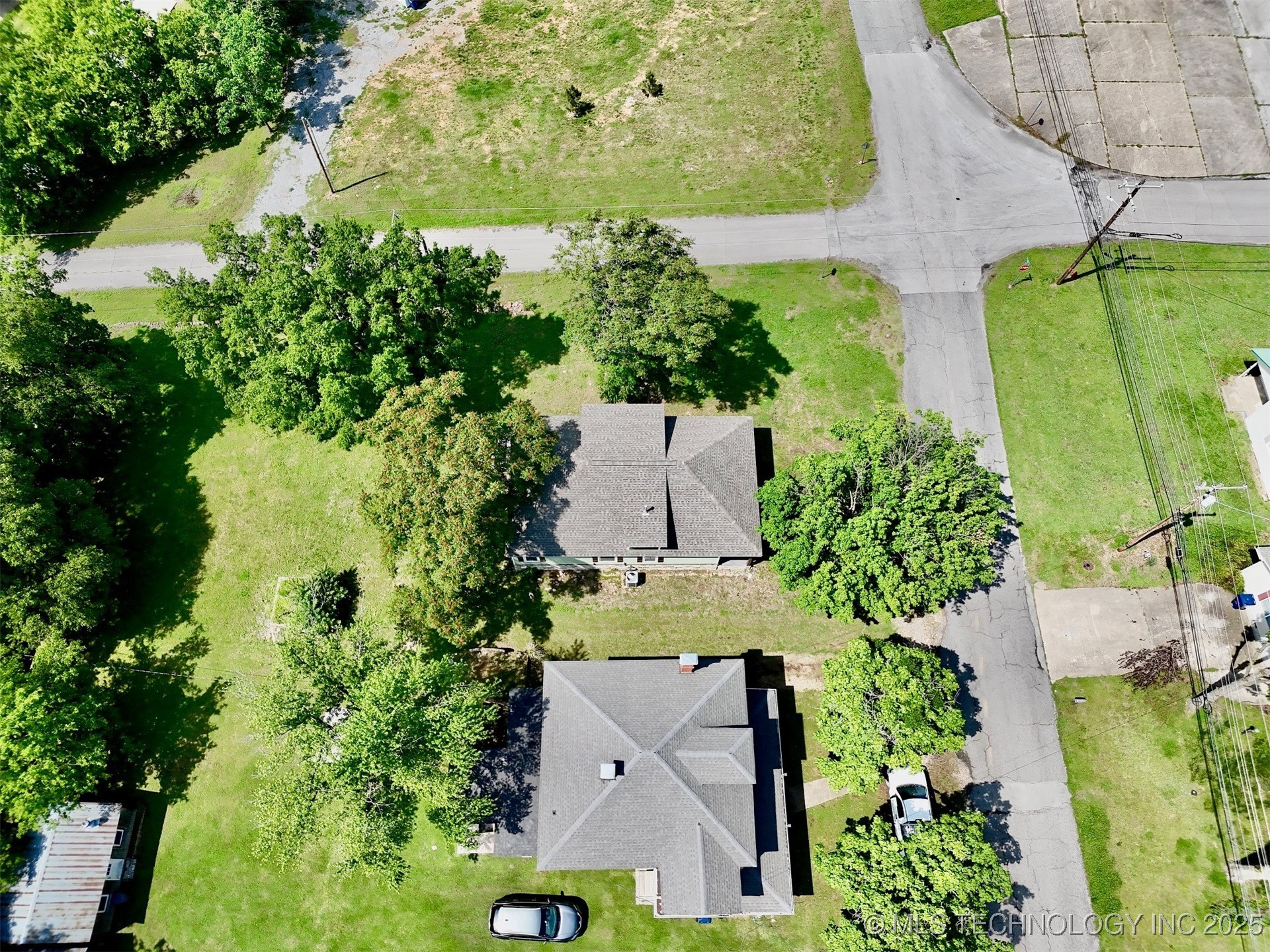 301 S Water Street Property Photo 39