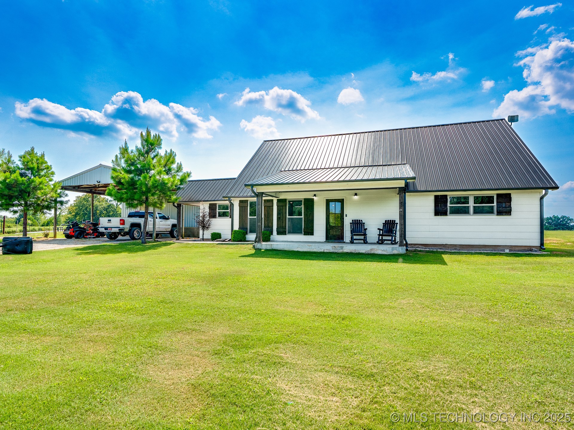 29050 E State Hwy 1 Property Photo 1