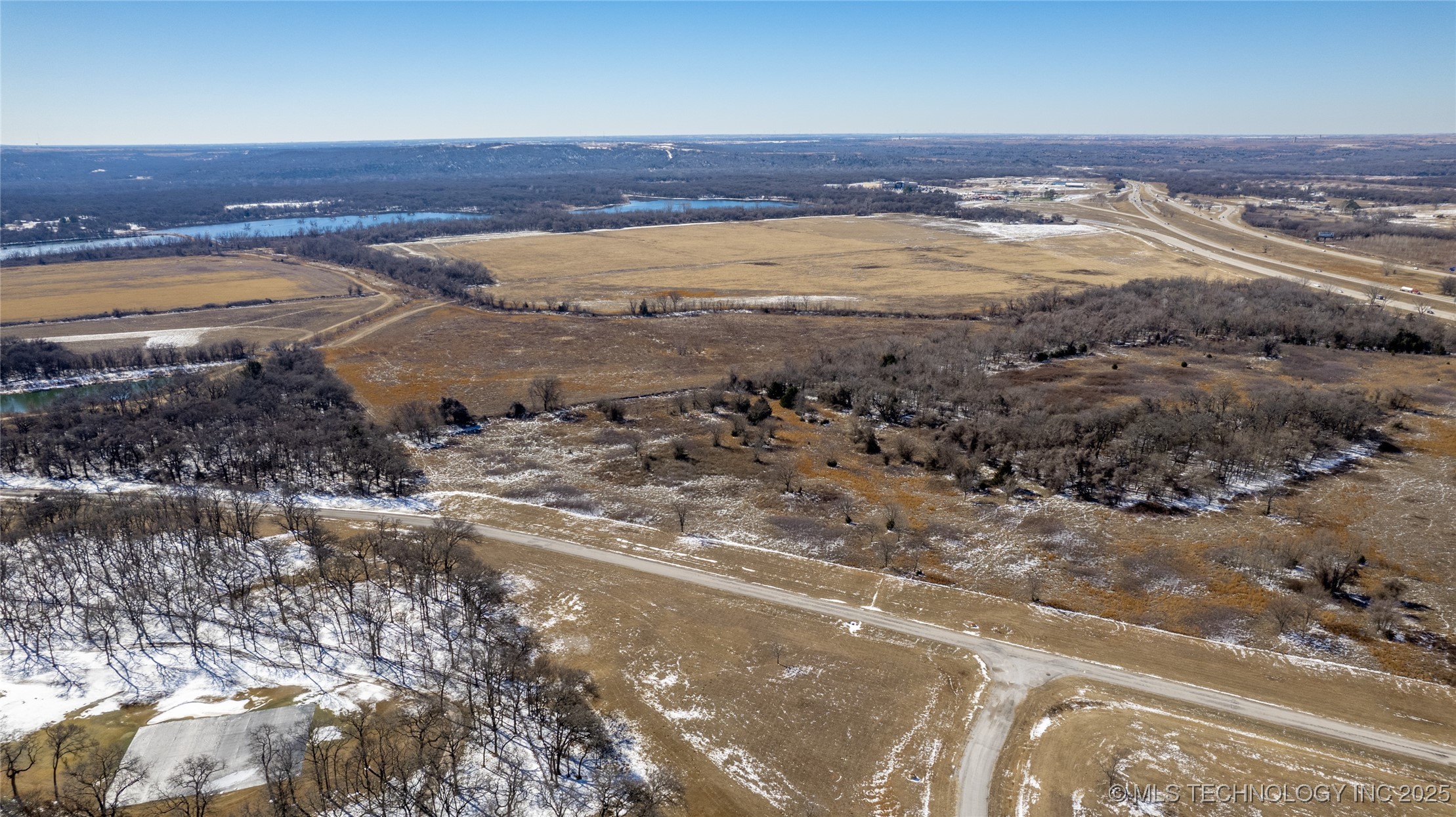 Ridge Property Photo 7