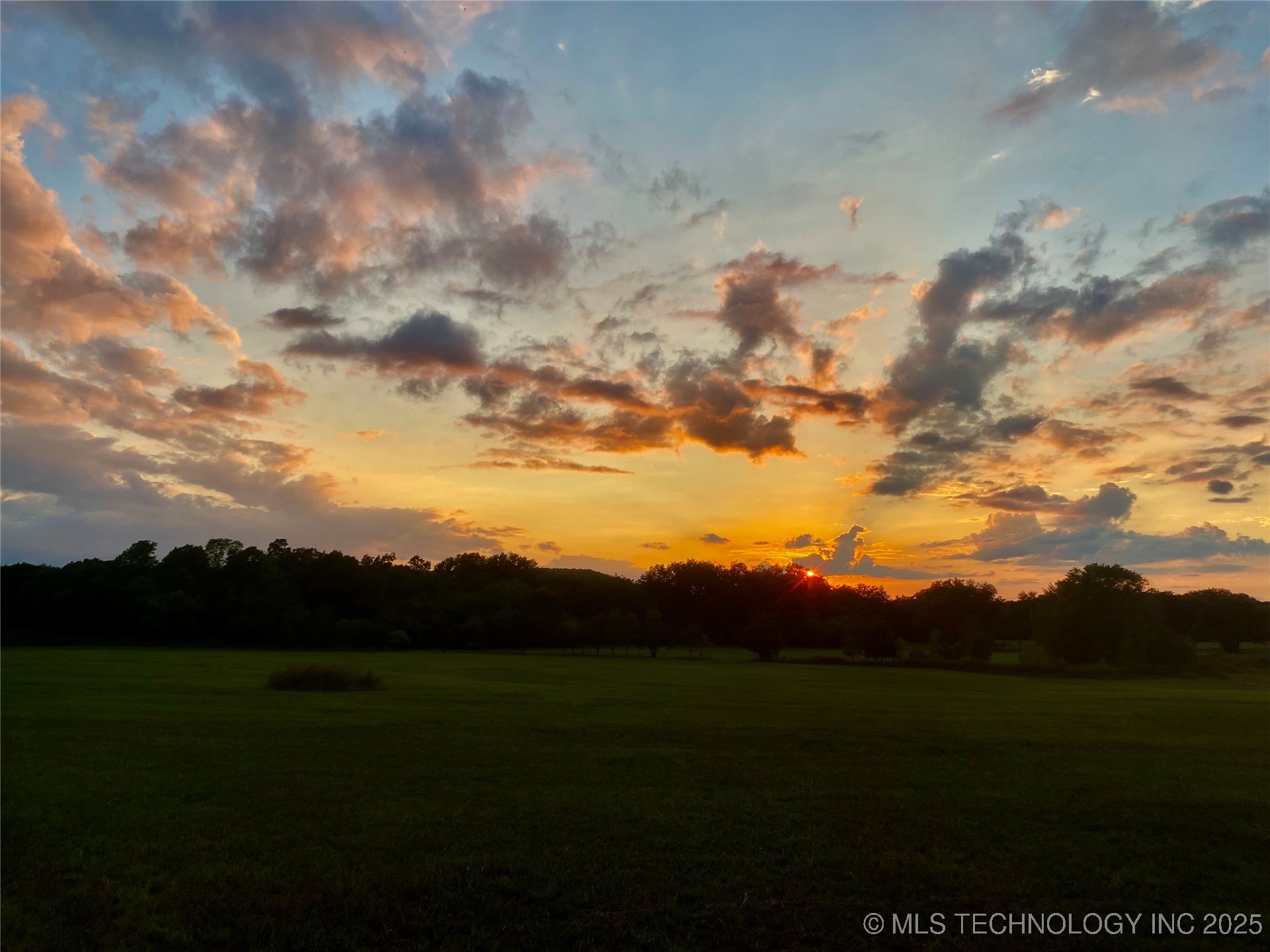 Hwy 62 Property Photo 2