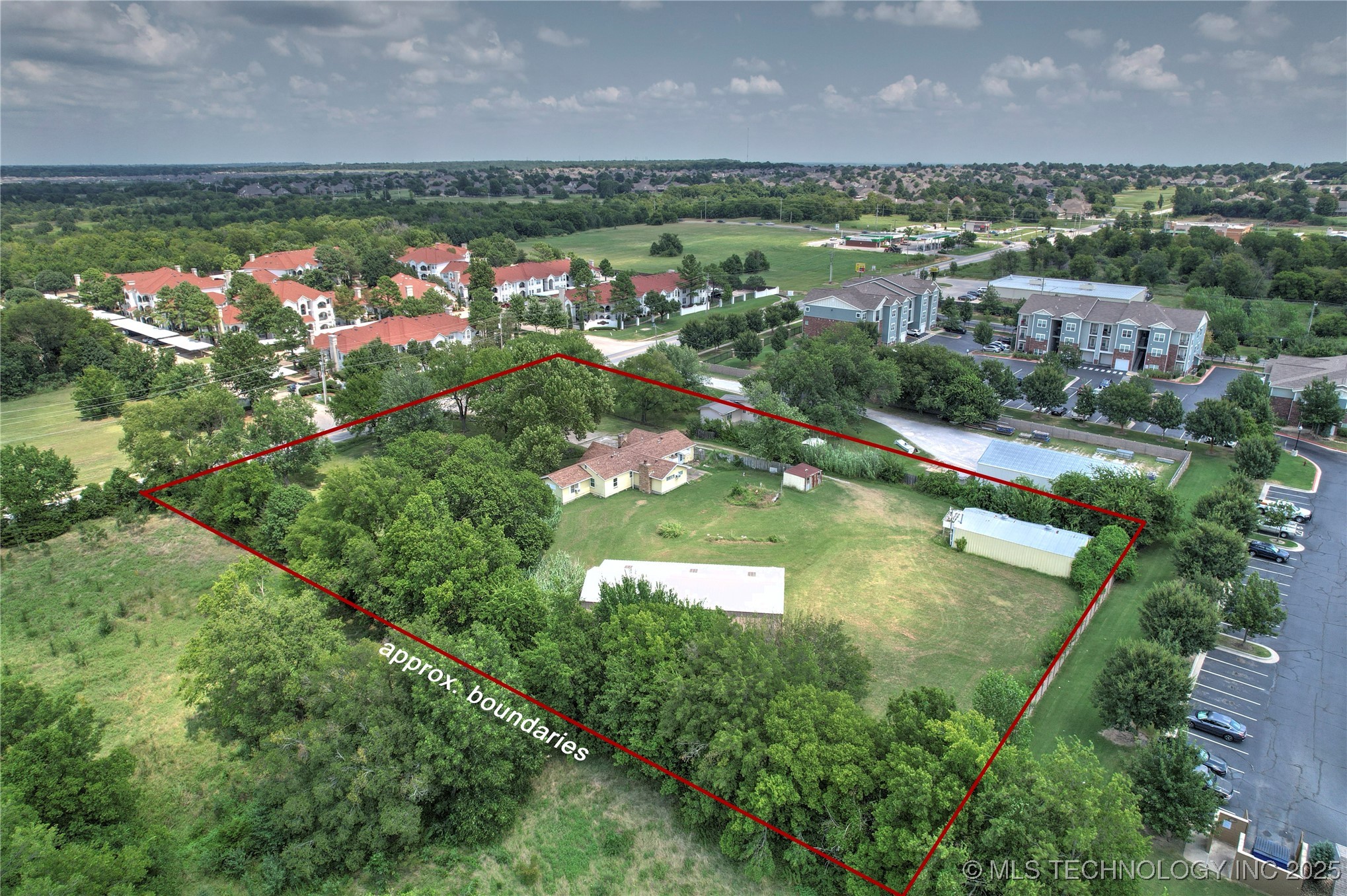 2435 W Omaha Street Property Photo 13