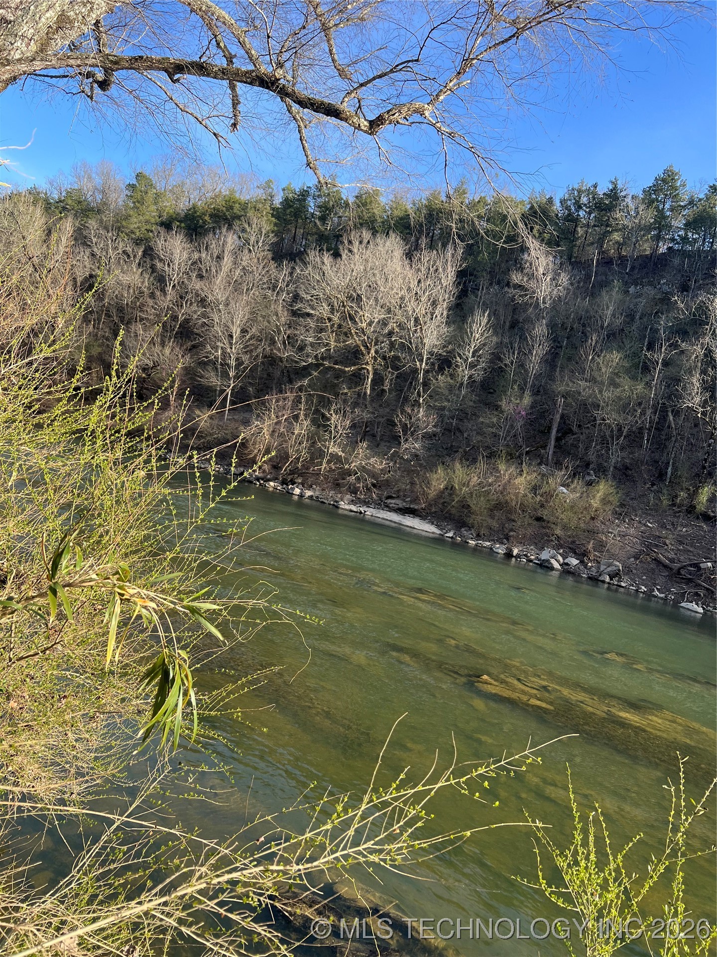 1 Riverside Property Photo 2