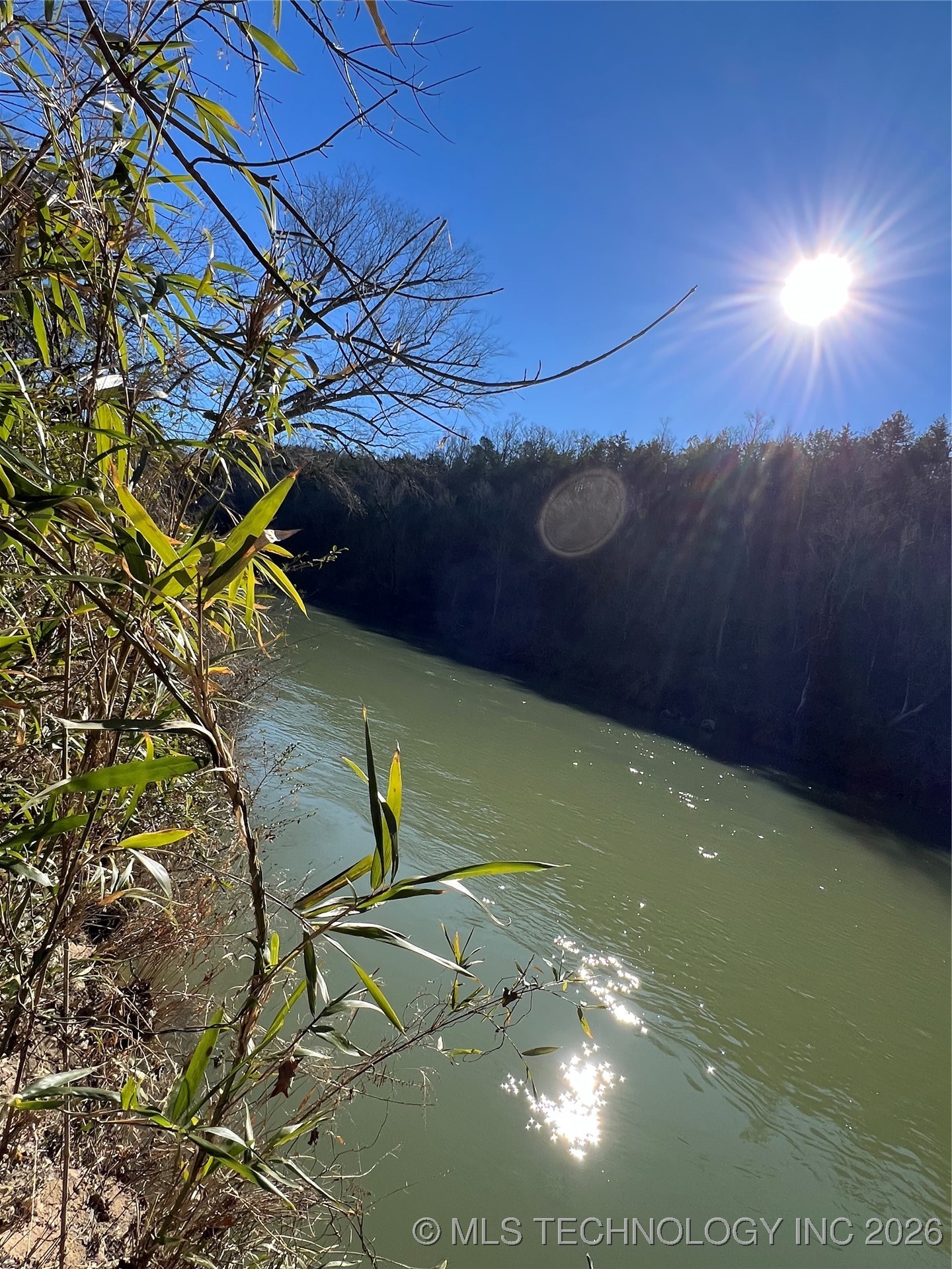 1 Riverside Property Photo 3