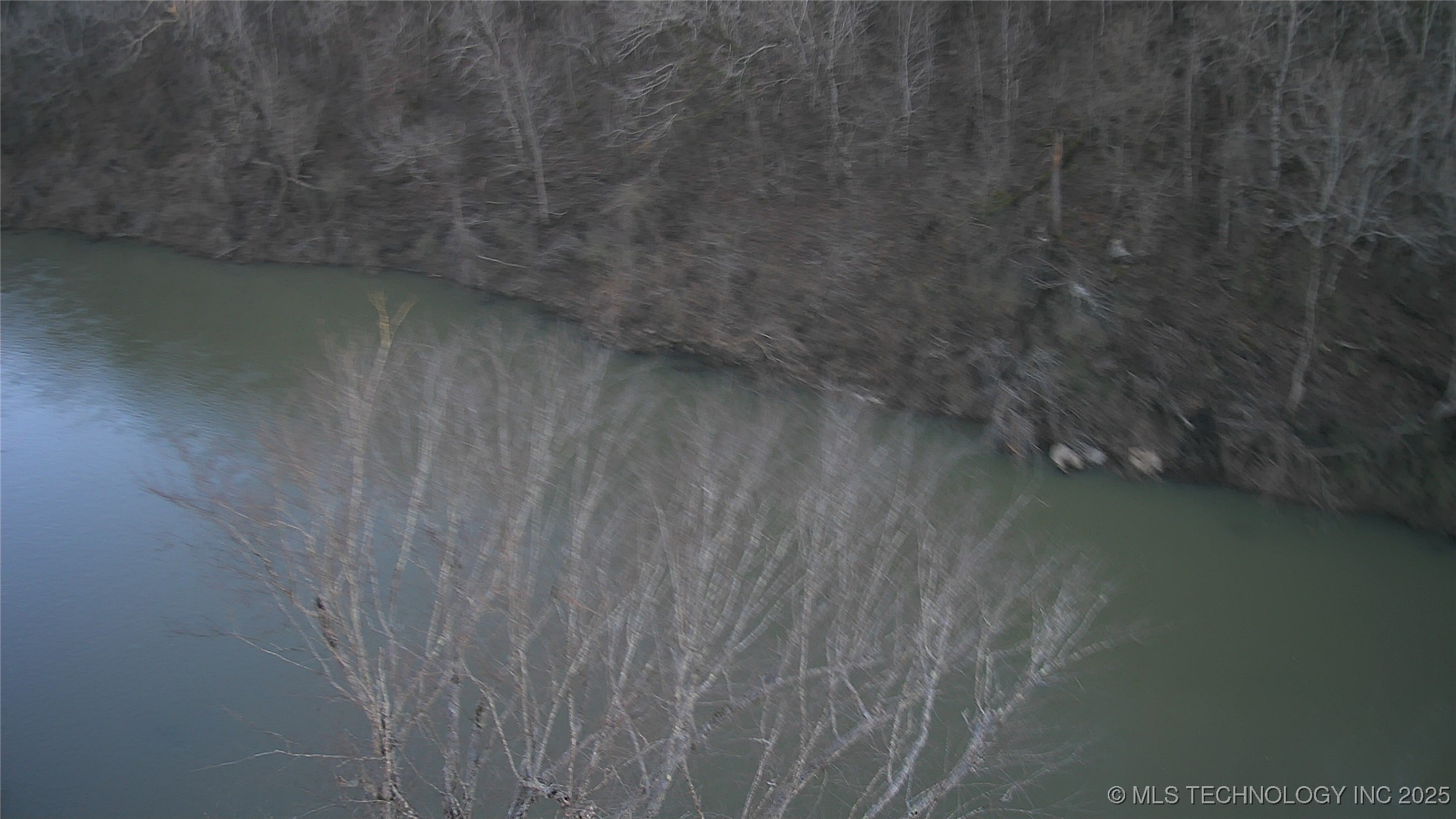 1 Riverside Property Photo 9