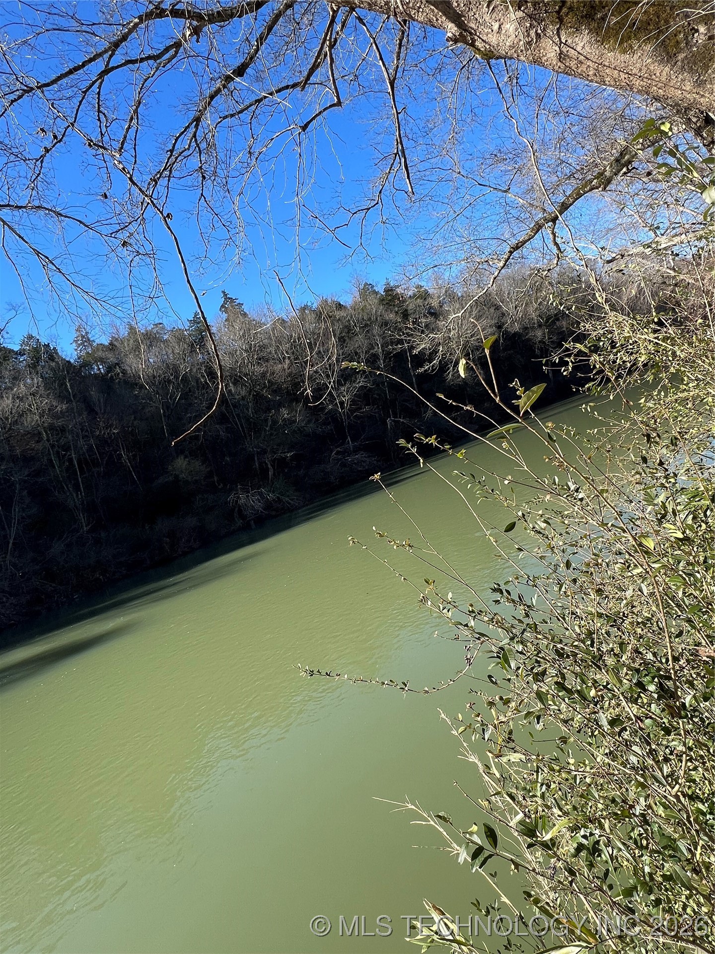 1 Riverside Property Photo 11