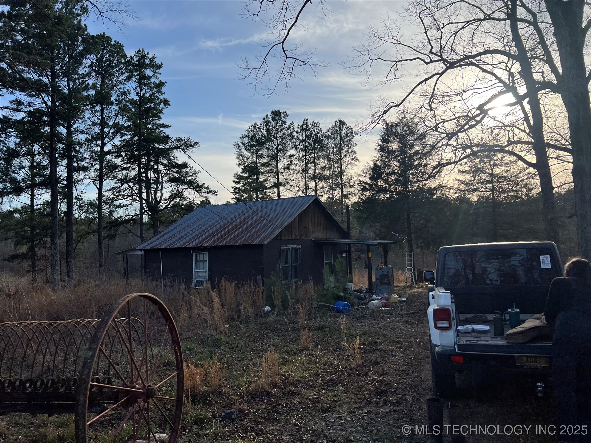 1 Riverside Property Photo 20