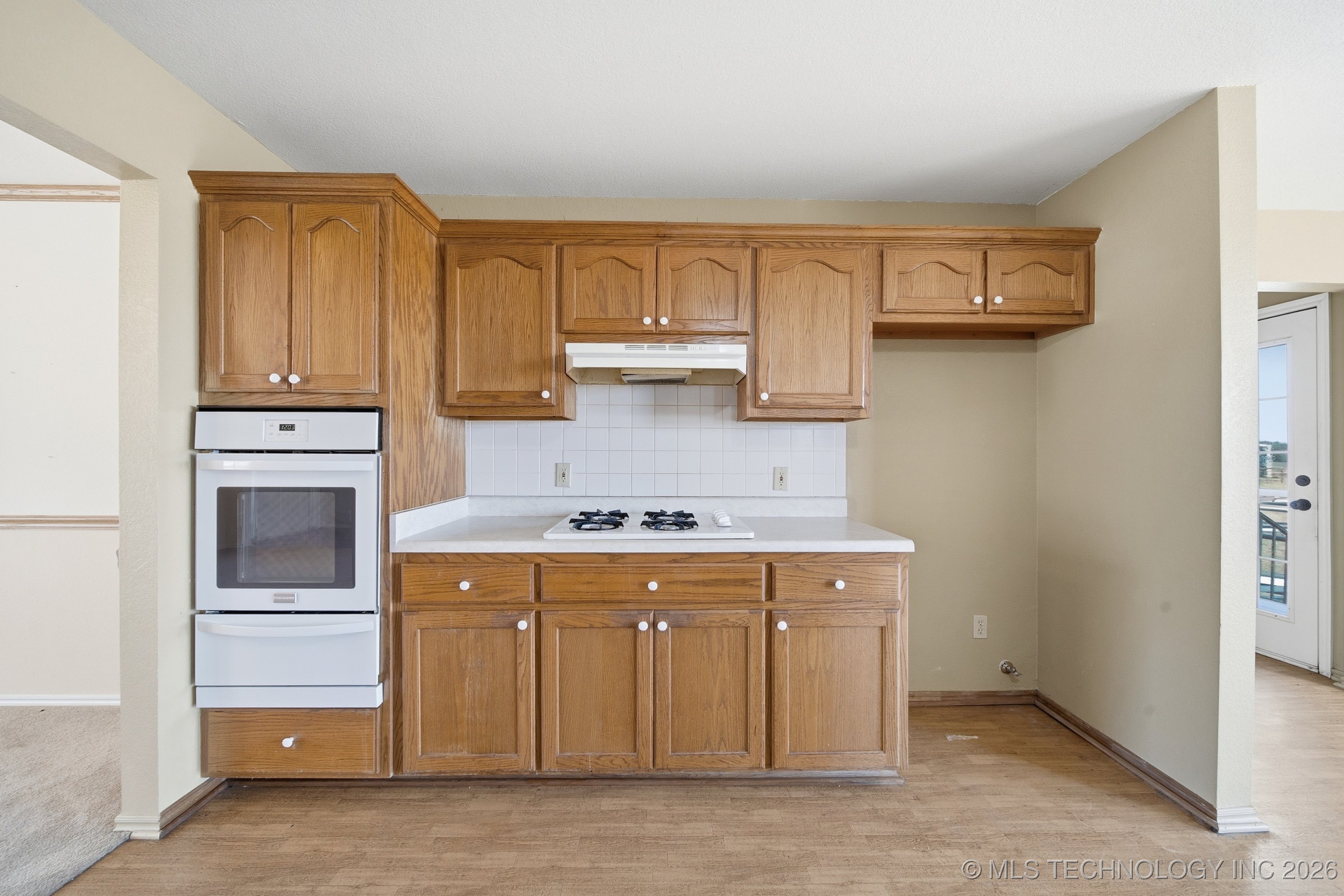 1 W 204th Street Property Photo 19