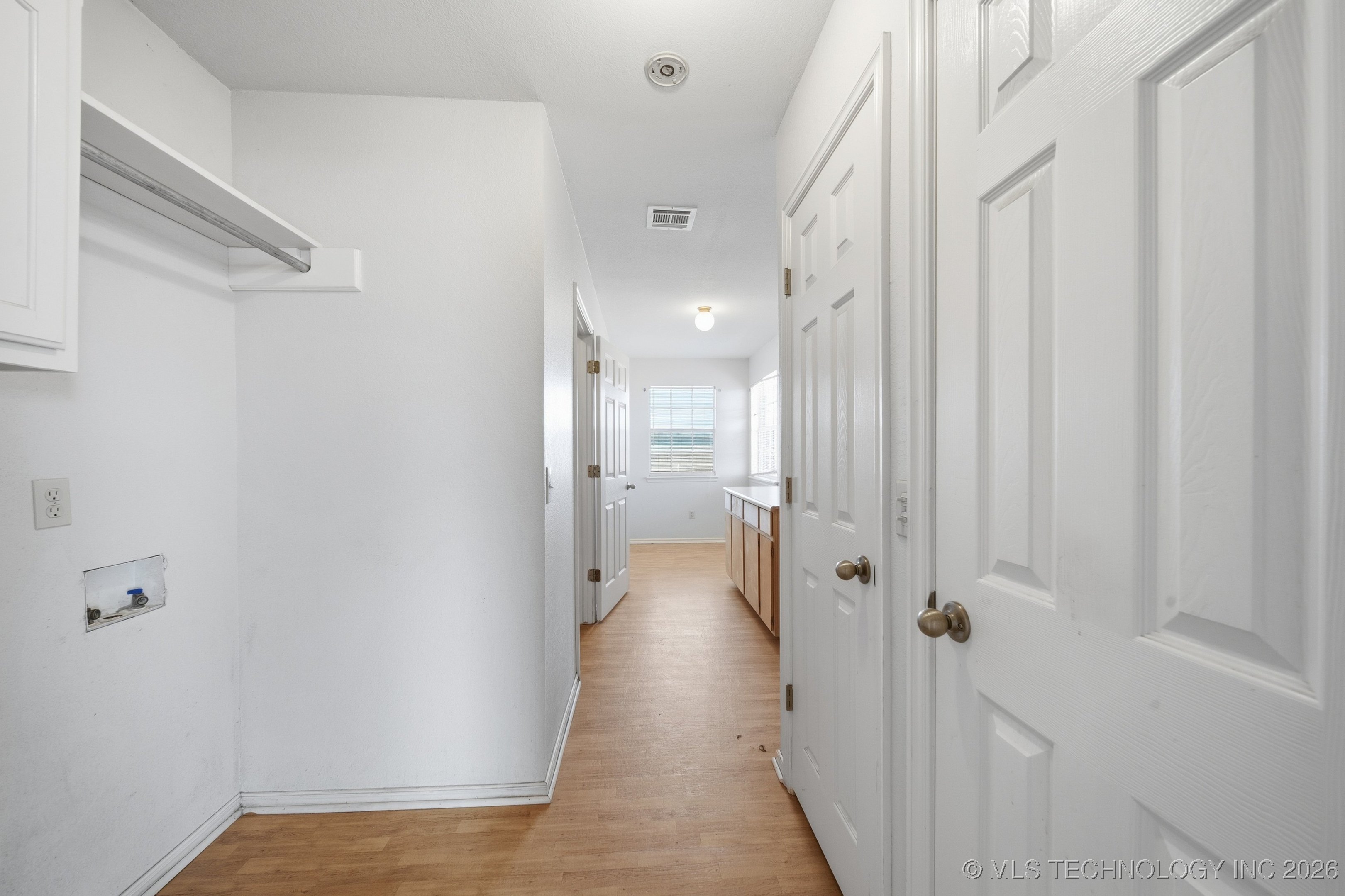 1 W 204th Street Property Photo 32