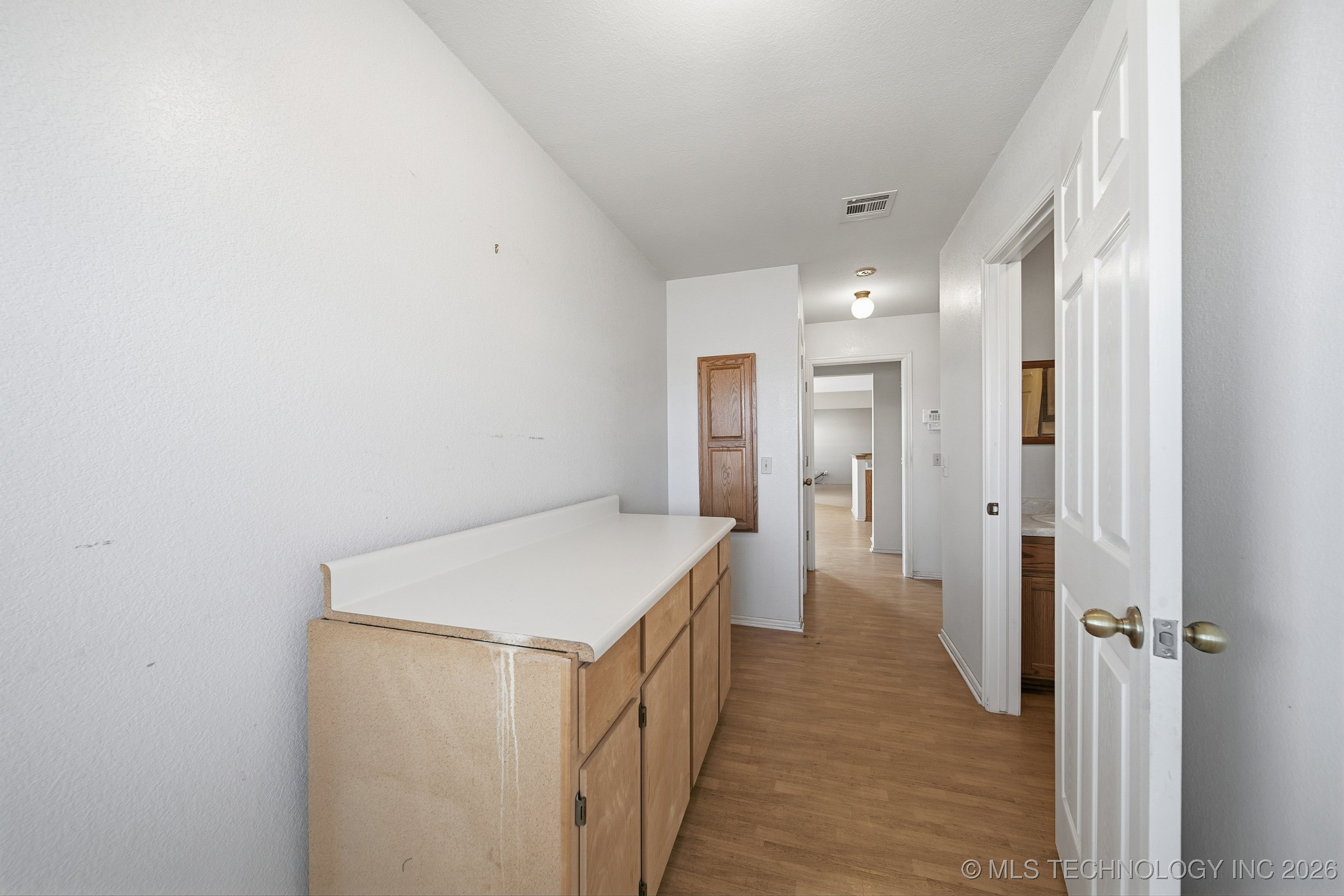 1 W 204th Street Property Photo 33