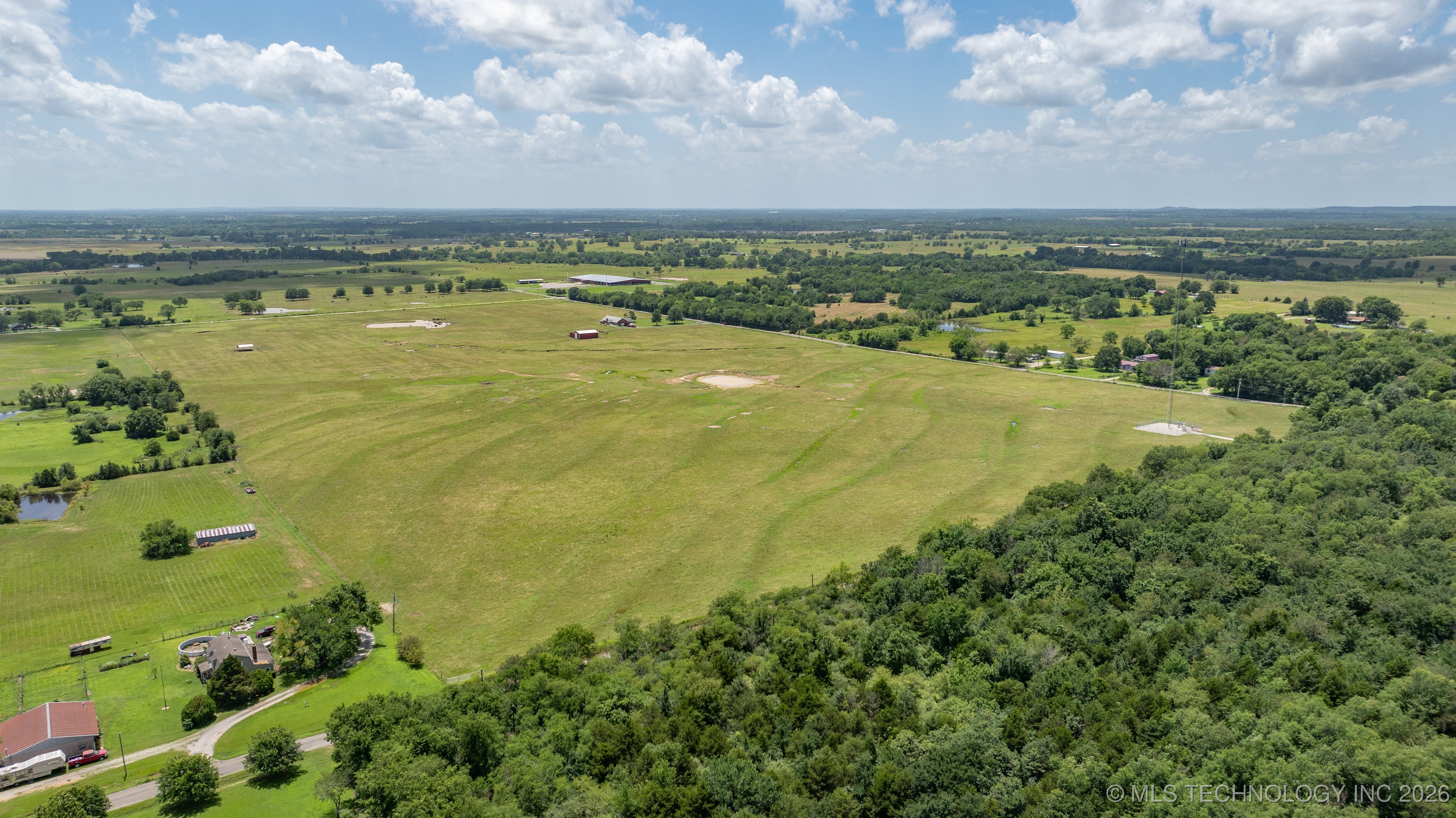 1 W 204th Street Property Photo 48