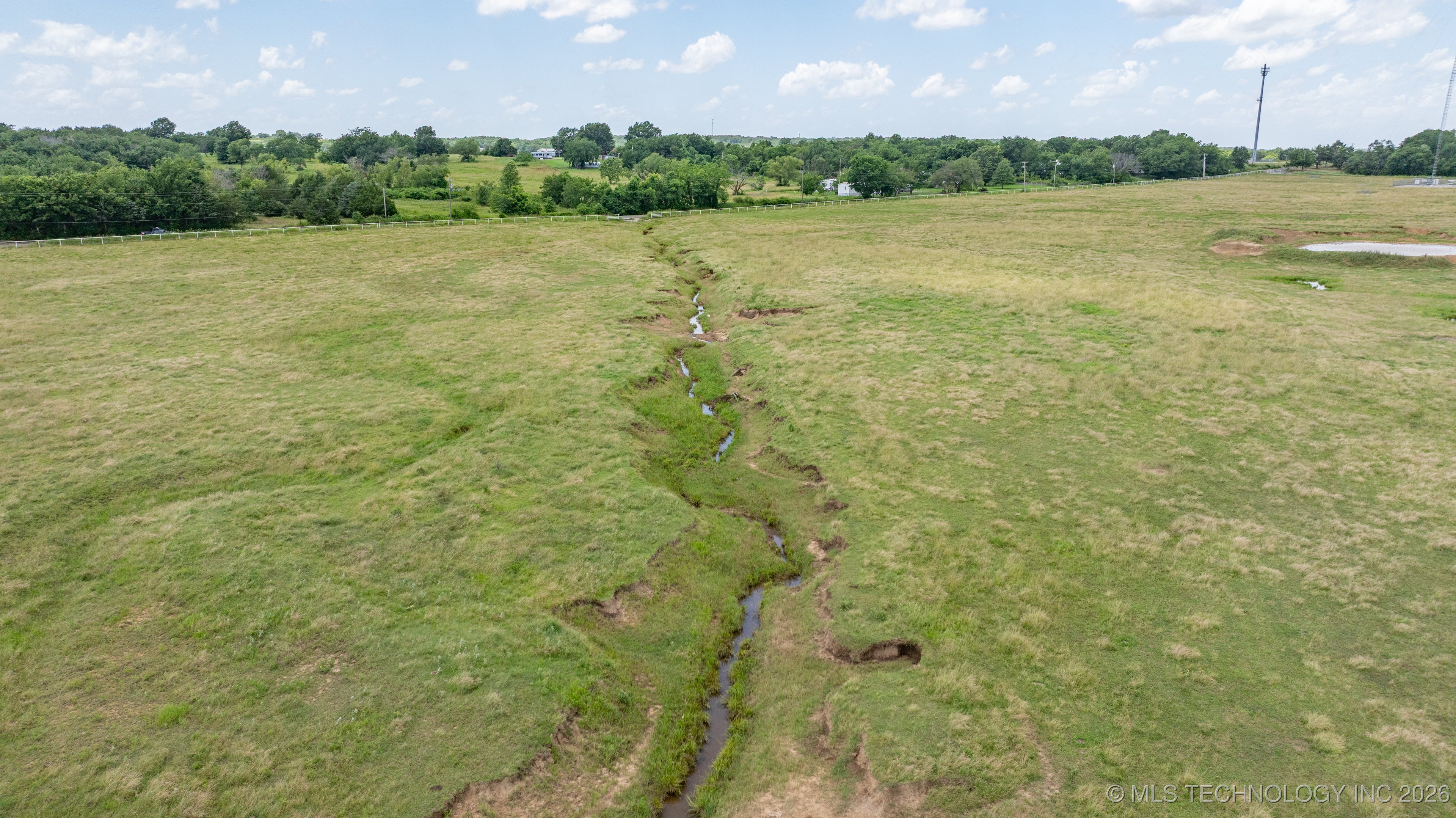 1 W 204th Street Property Photo 49