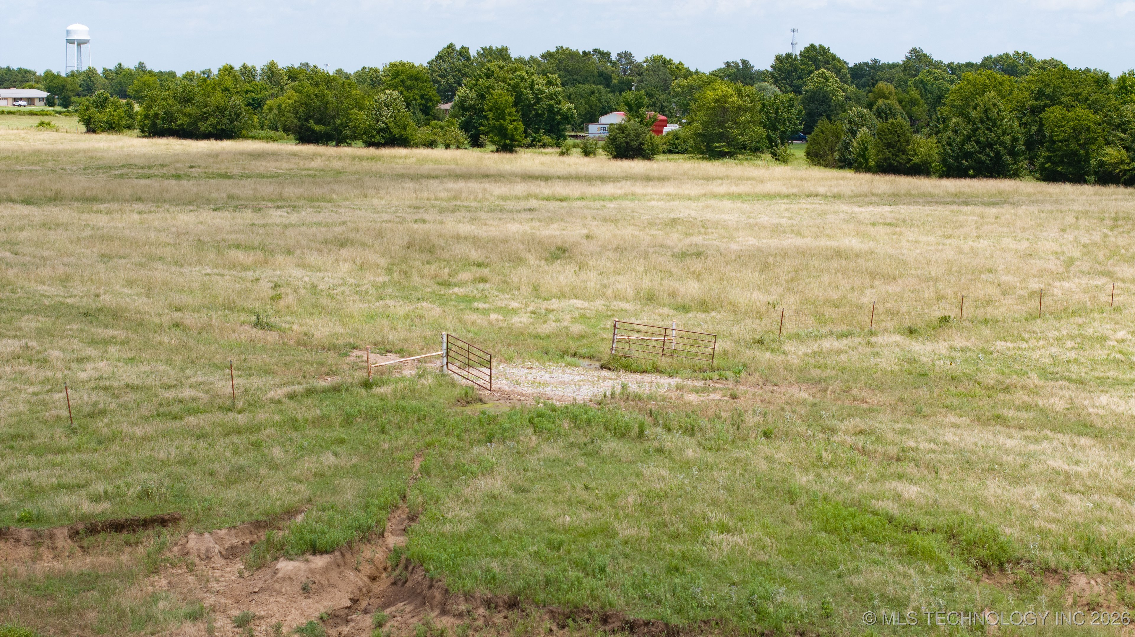 1 W 204th Street Property Photo 50