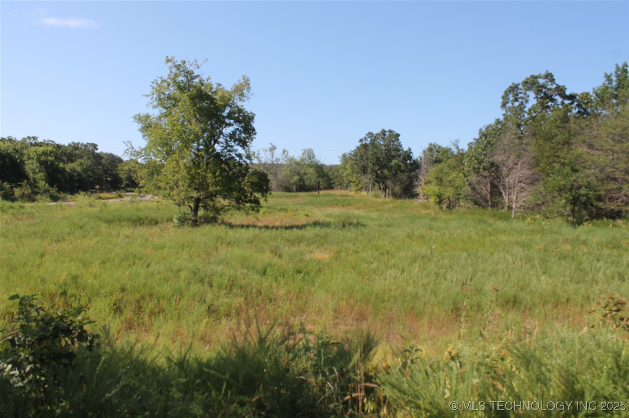 Free Road Property Photo 2