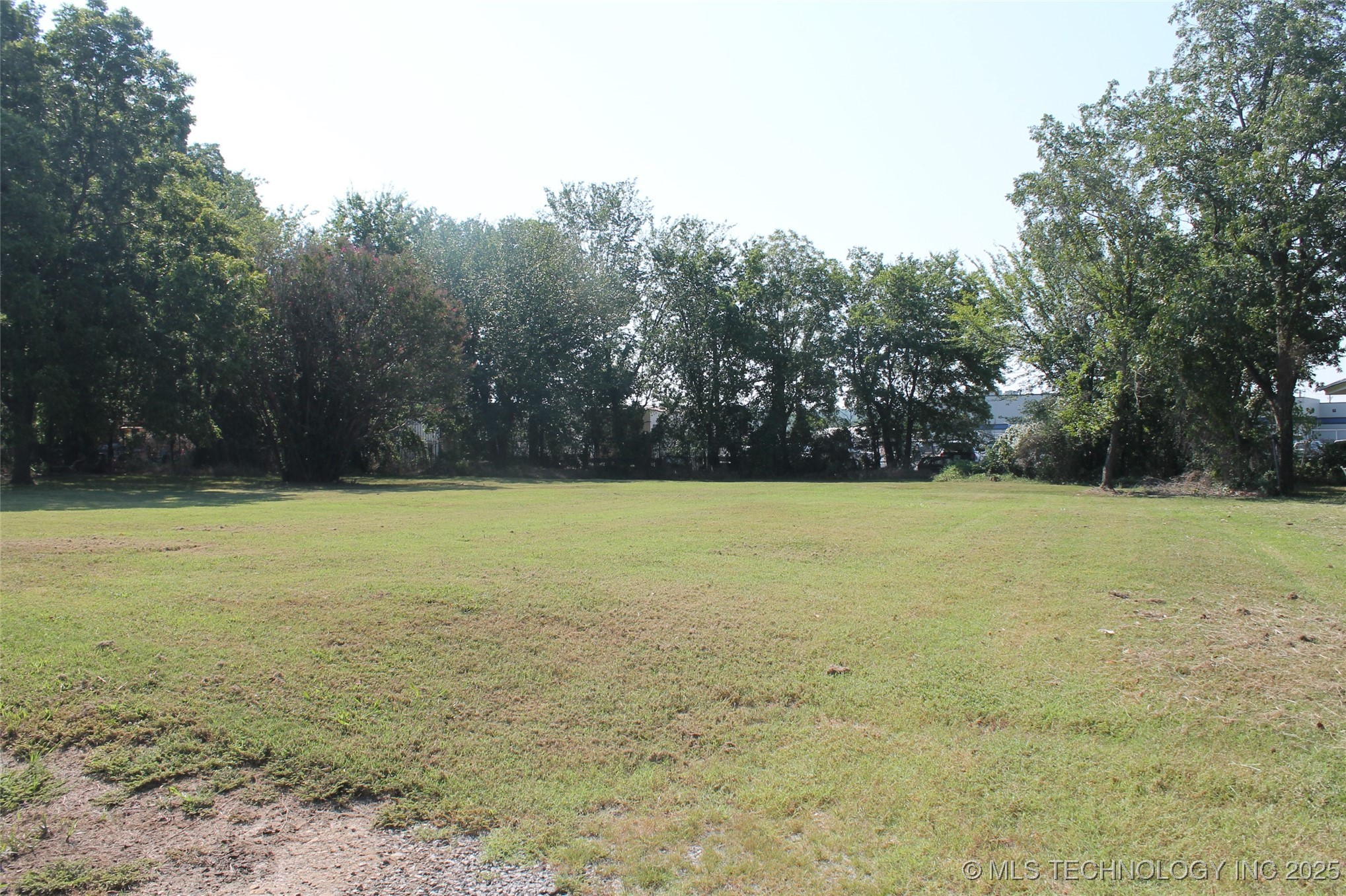 Free Road Property Photo 4