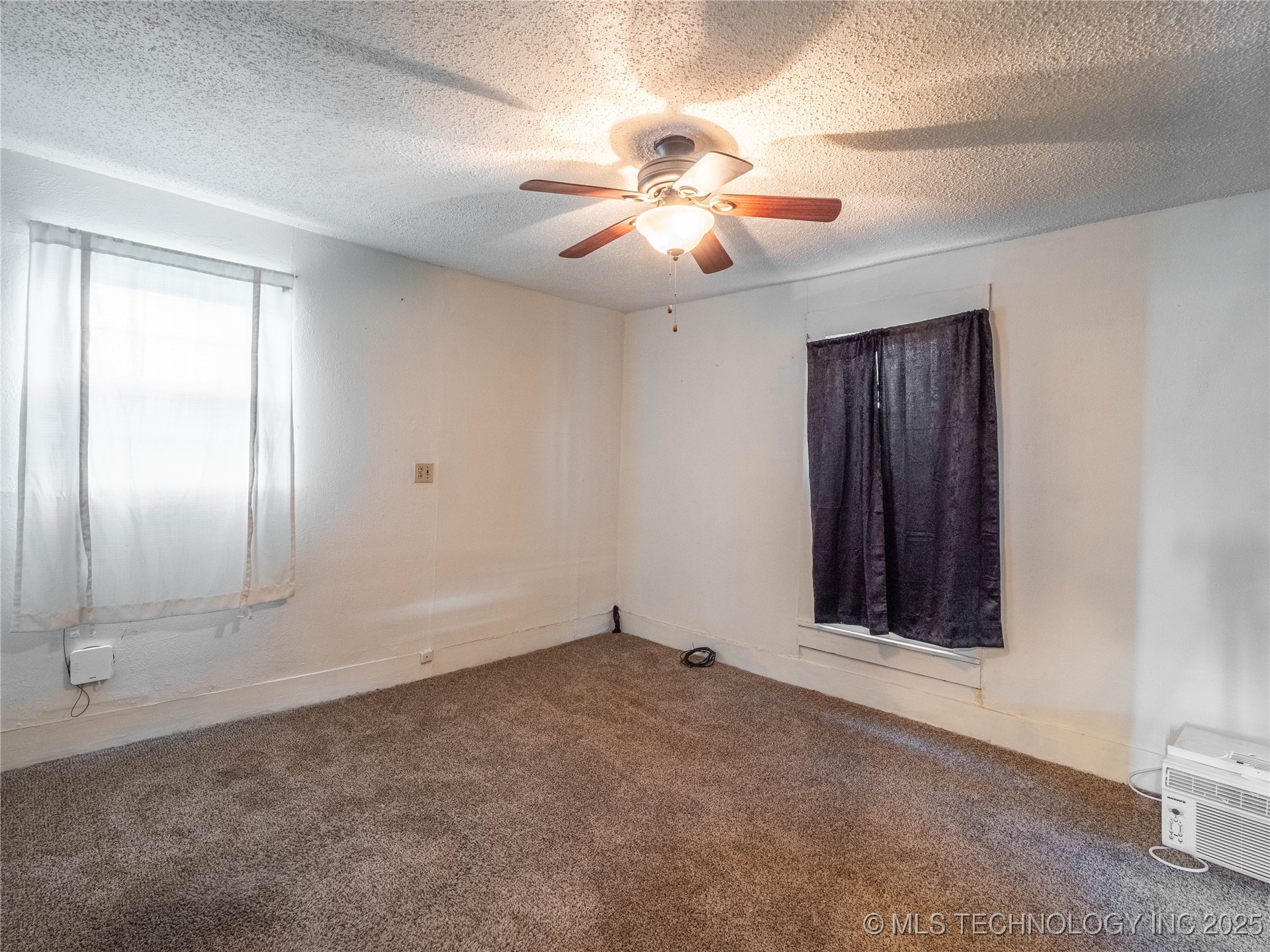 213 W Monroe Avenue Property Photo 19