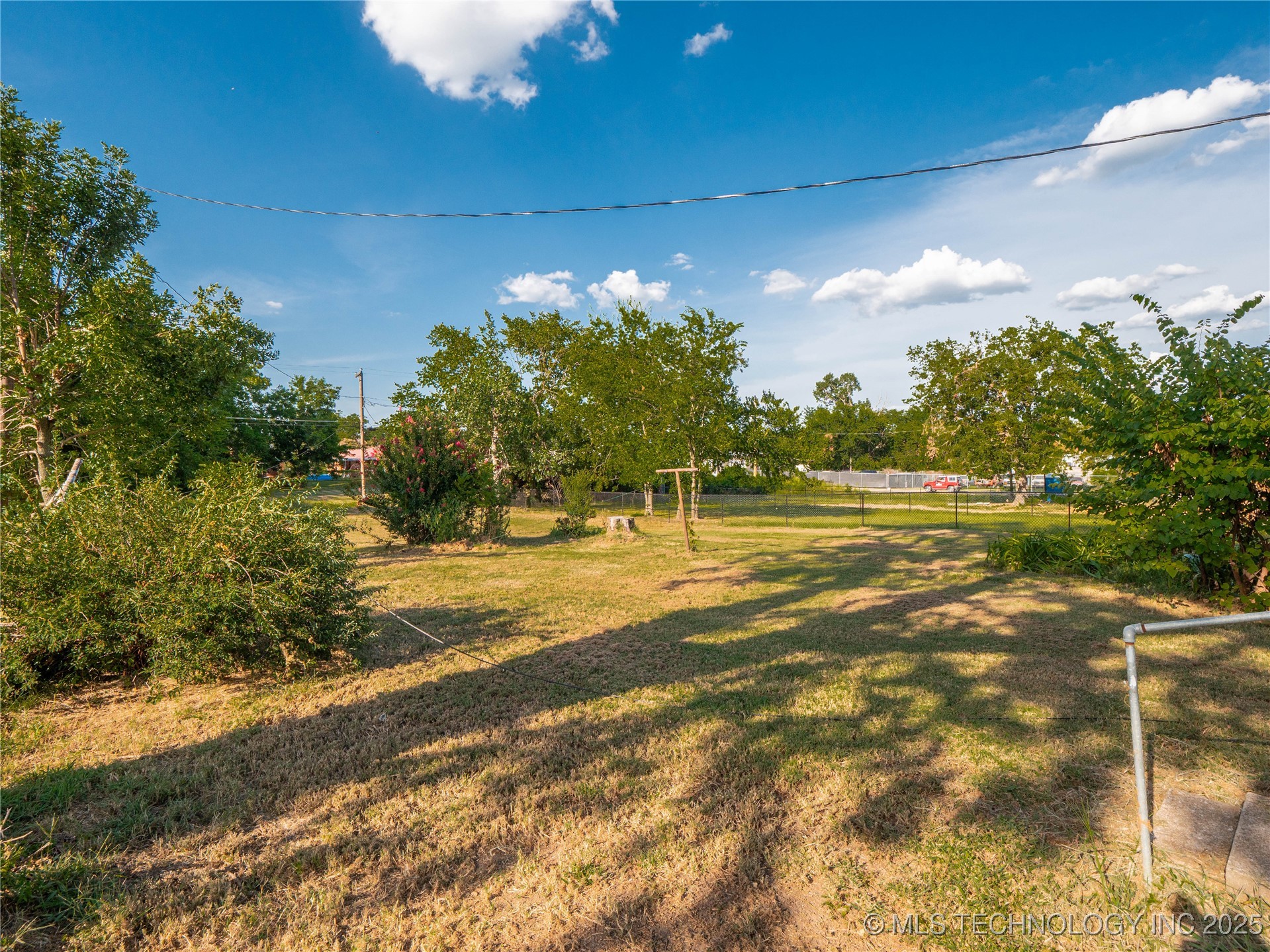 213 W Monroe Avenue Property Photo 24