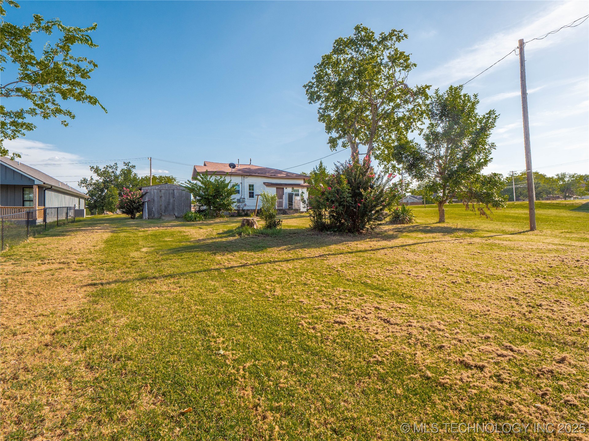 213 W Monroe Avenue Property Photo 26