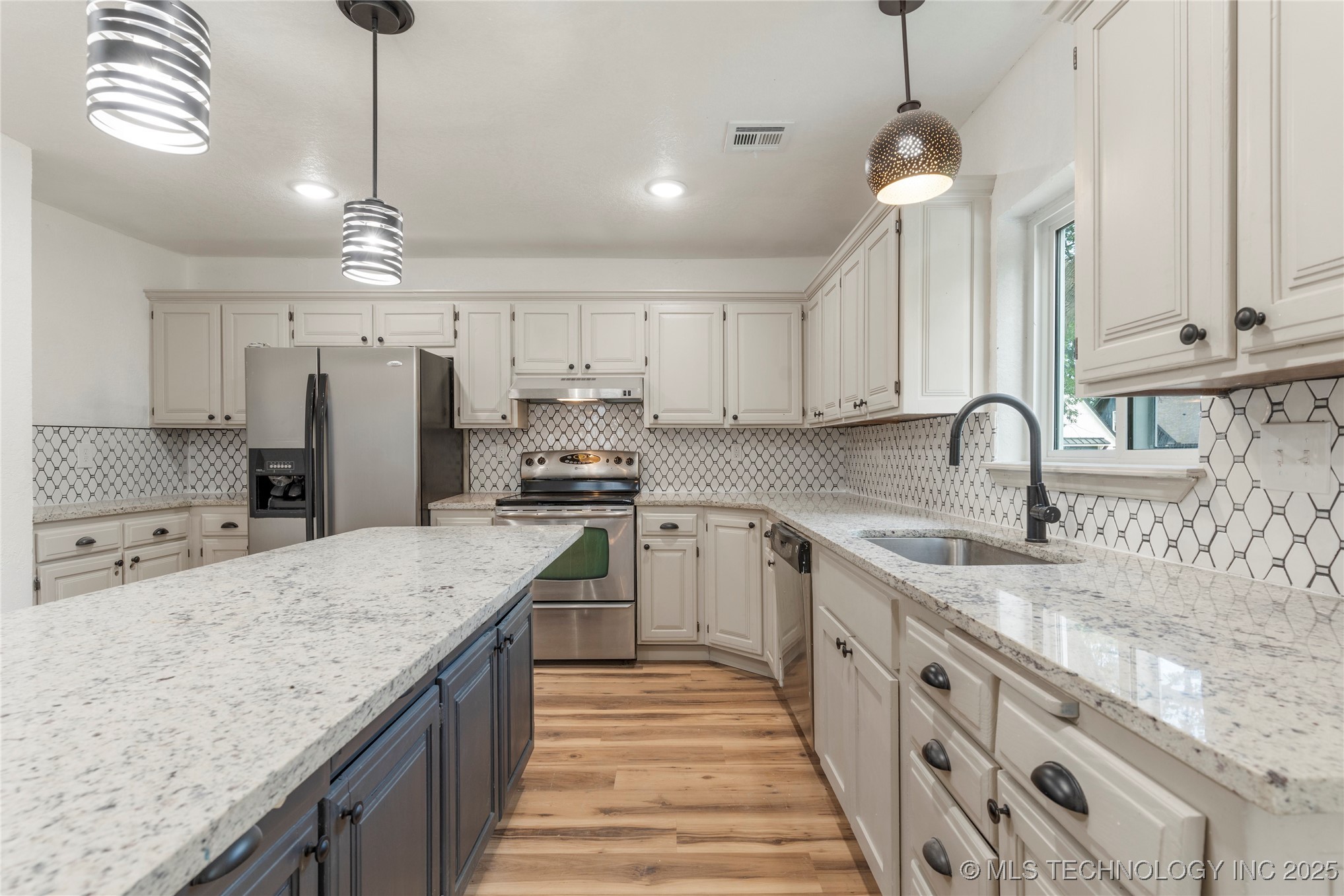 8507 E 78th Street Property Photo 15