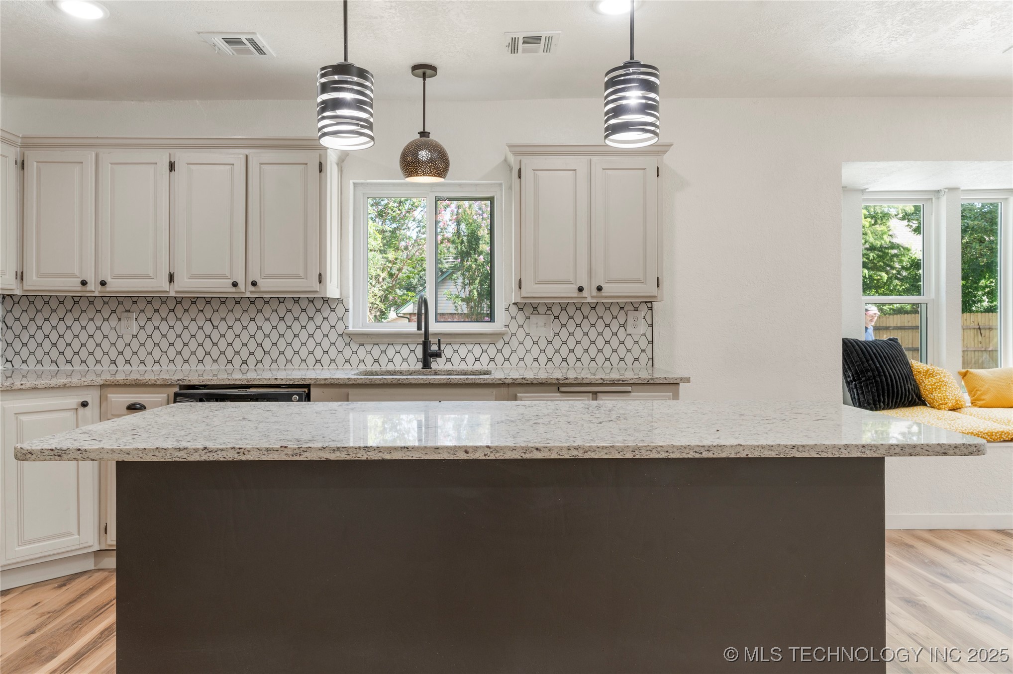 8507 E 78th Street Property Photo 21