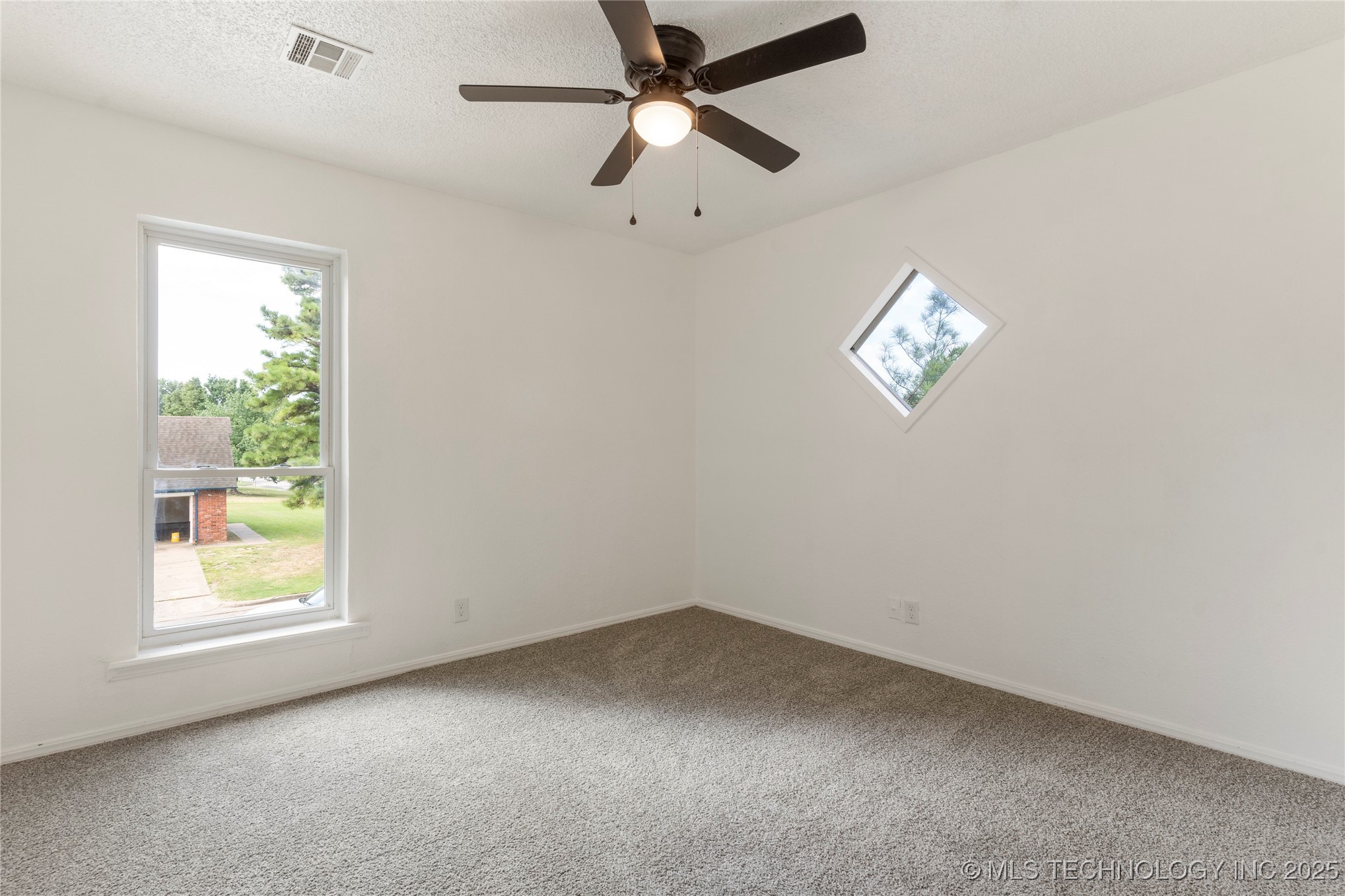 8507 E 78th Street Property Photo 26