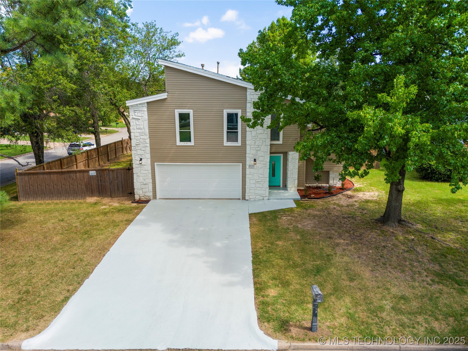 8507 E 78th Street Property Photo 46