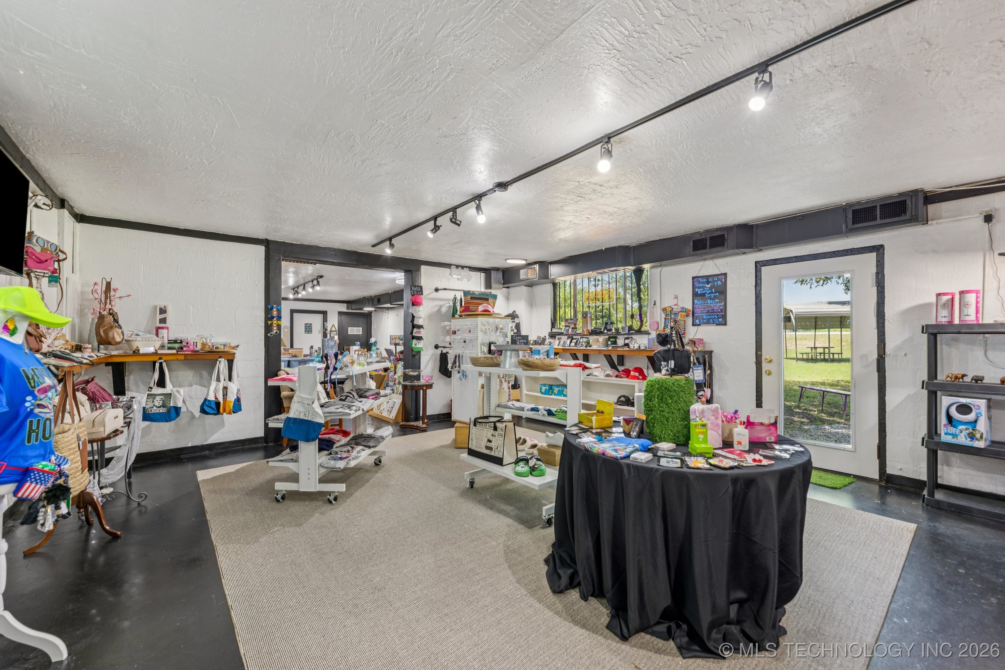 19600 S 353rd West Avenue Property Photo 2