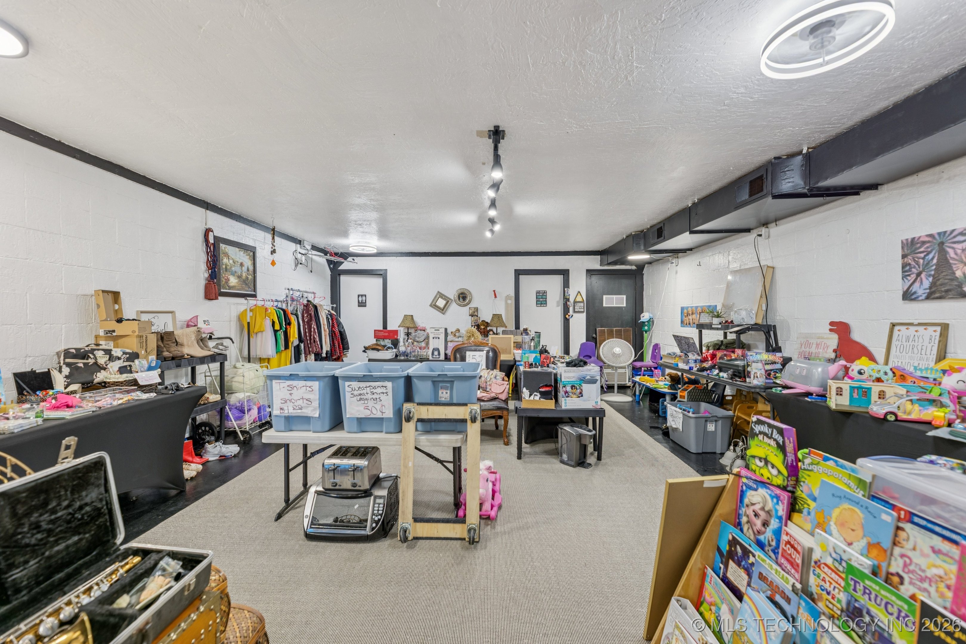 19600 S 353rd West Avenue Property Photo 4