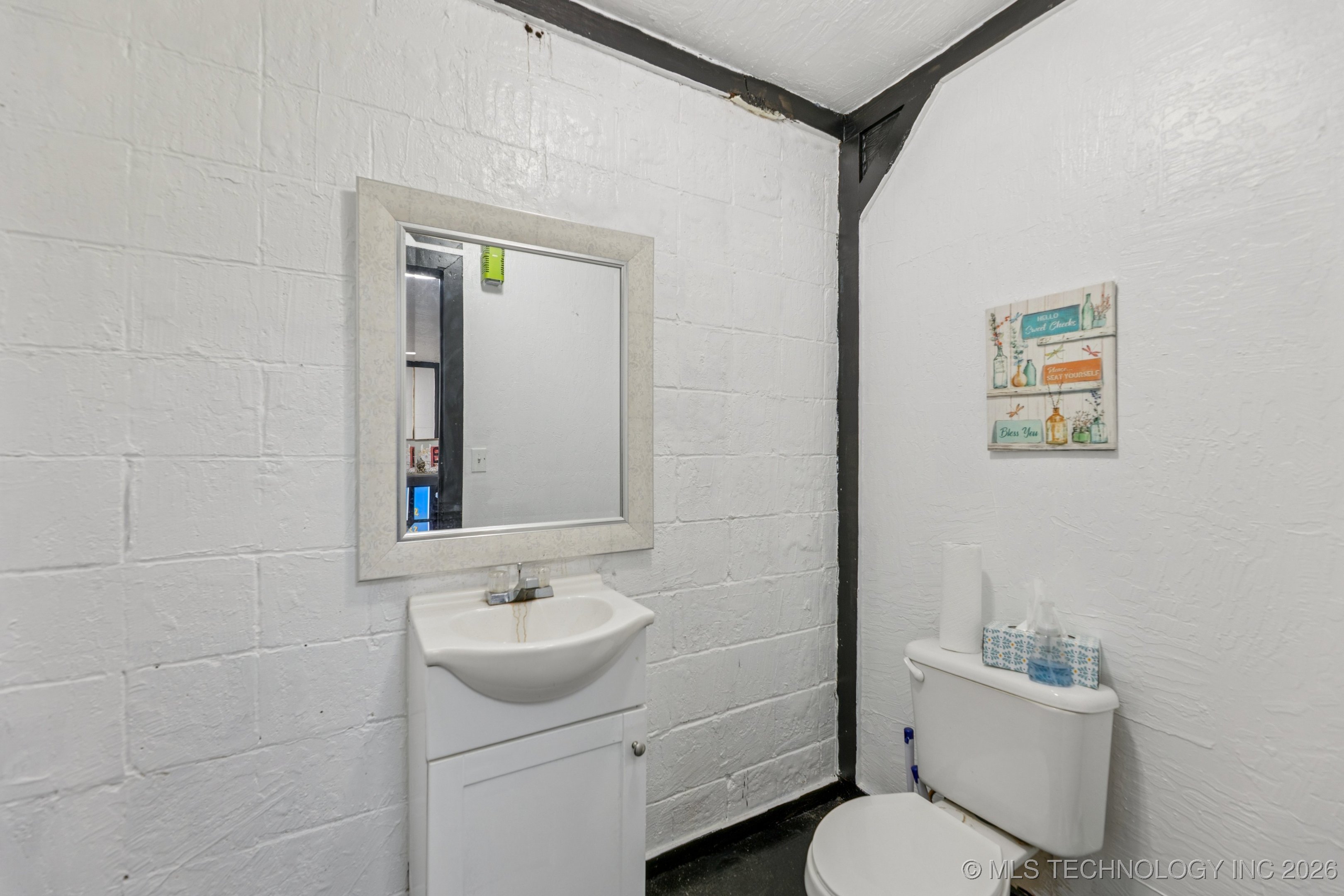 19600 S 353rd West Avenue Property Photo 5