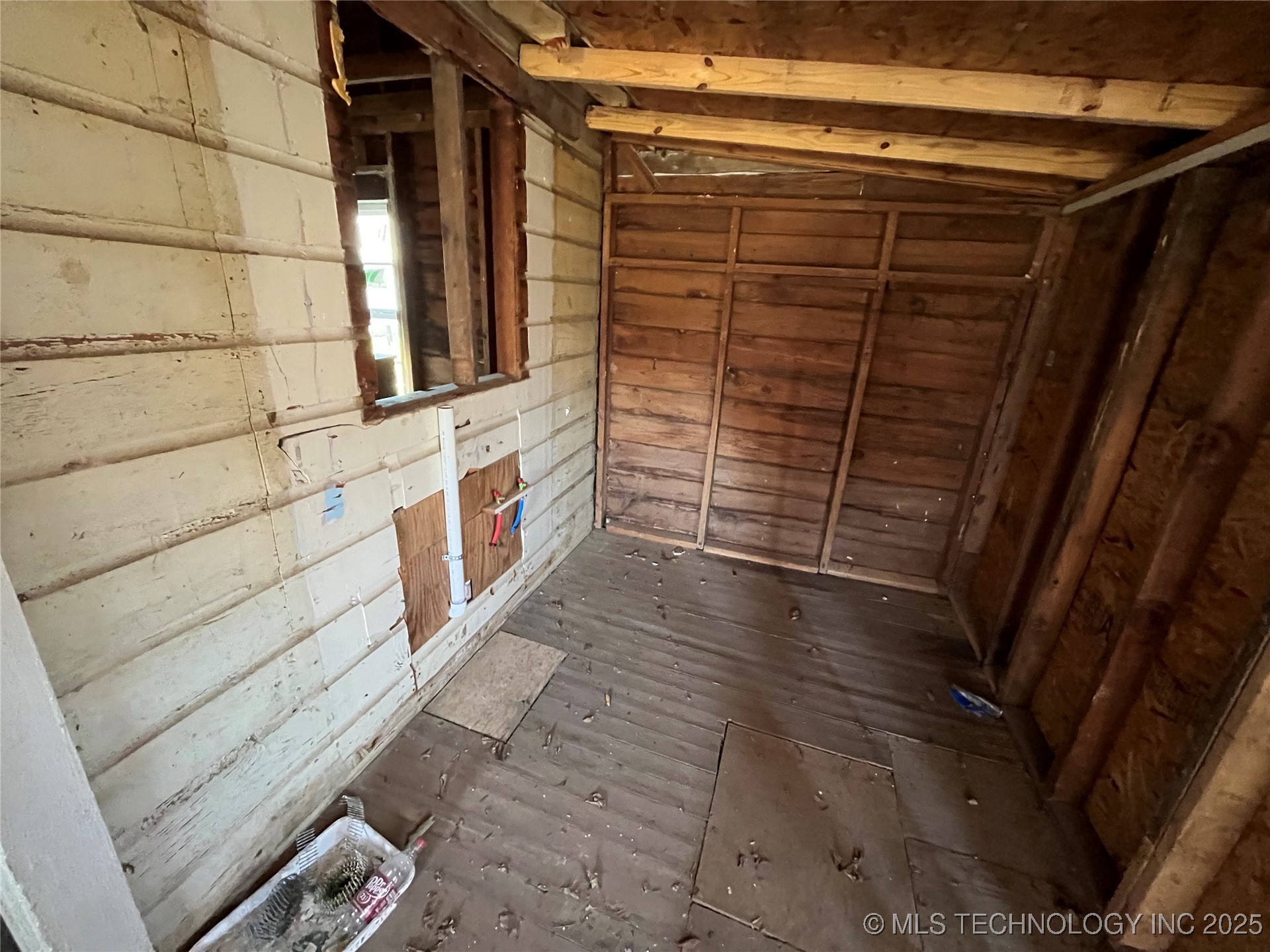 729 W 13th Property Photo 17