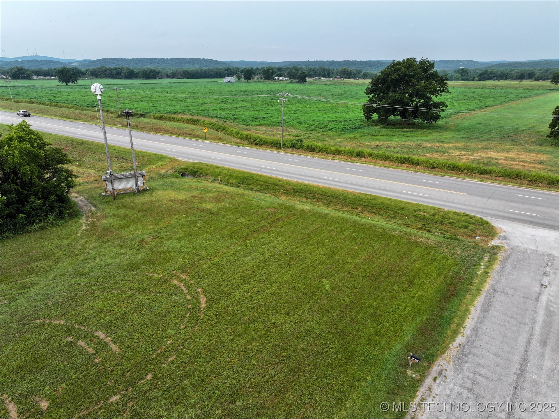 2795 S Us Hwy 77 Property Photo 3