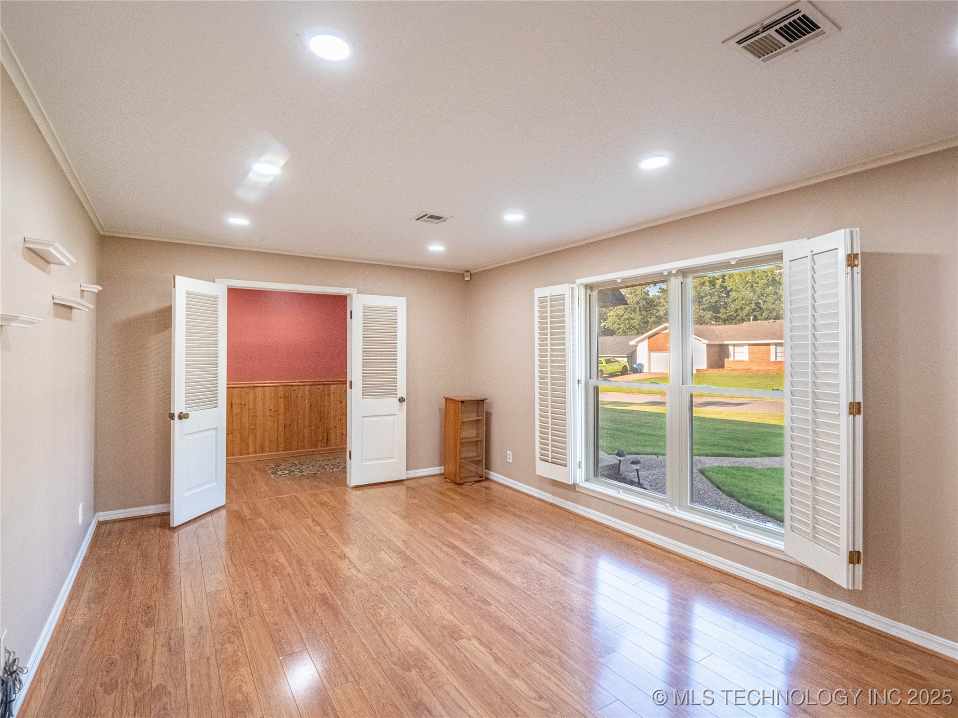 1813 Mockingbird Property Photo 18