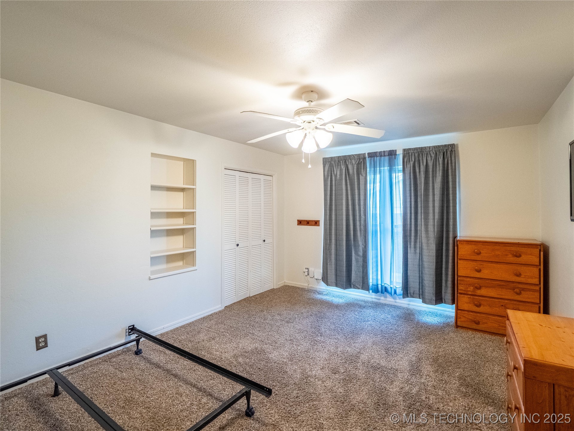 1813 Mockingbird Property Photo 52