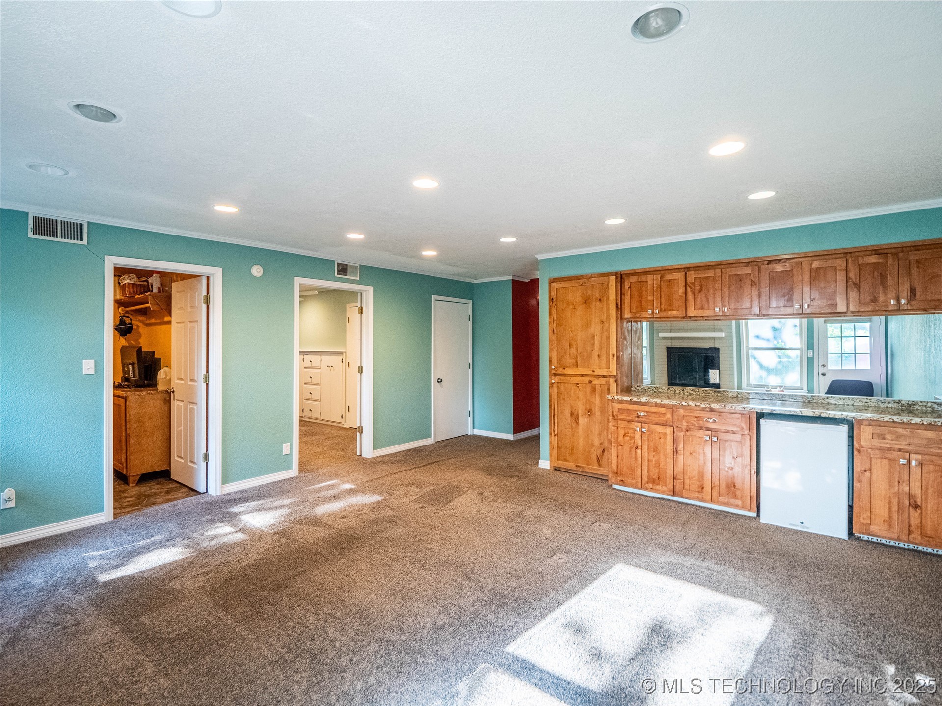 1813 Mockingbird Property Photo 59